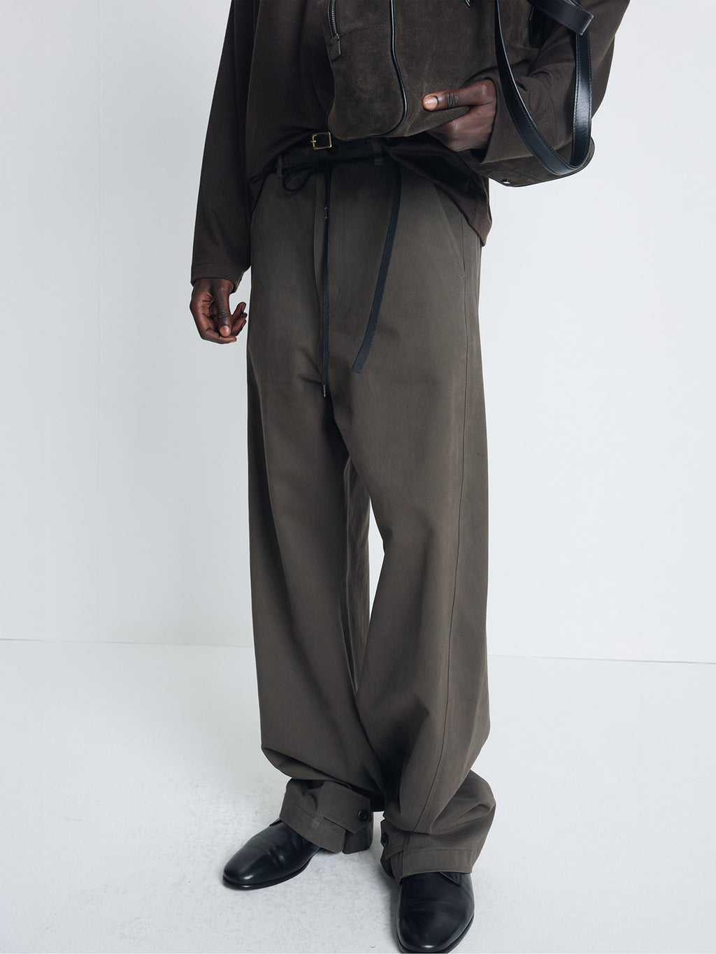 BRUSHED COTTON DRILL RELAXED STRING PANTS_ OLIVE