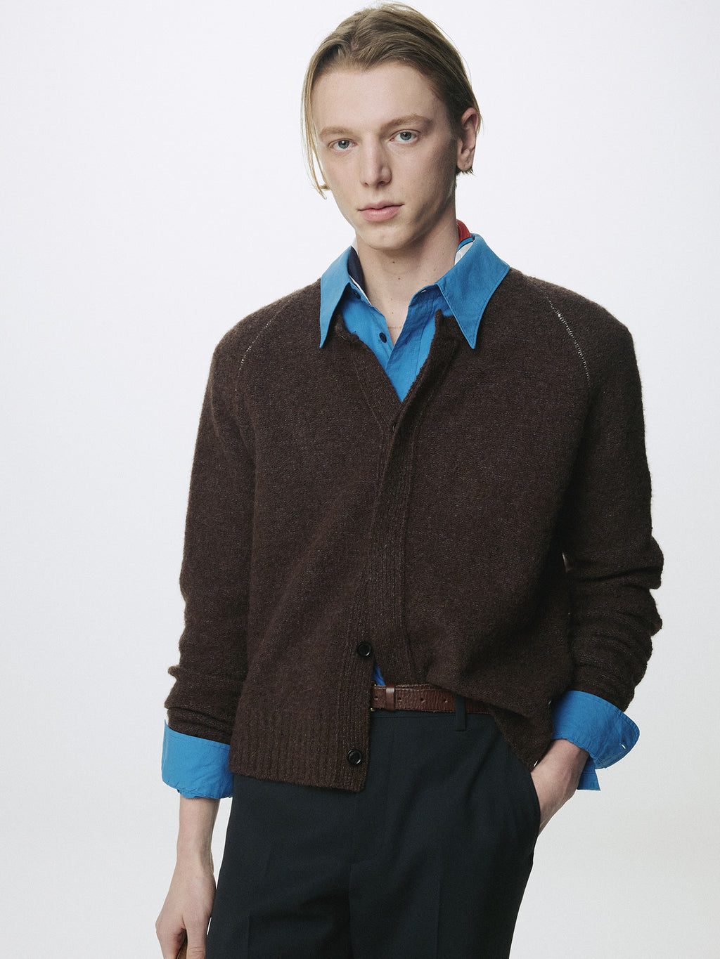 PLACKET BUTTON DOWN KNIT CARDIGAN_ BROWN