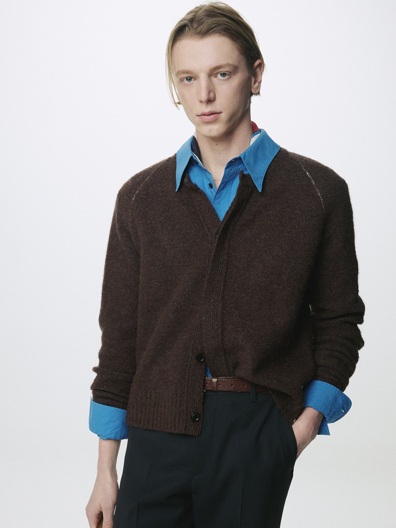 PLACKET BUTTON DOWN KNIT CARDIGAN_ BROWN