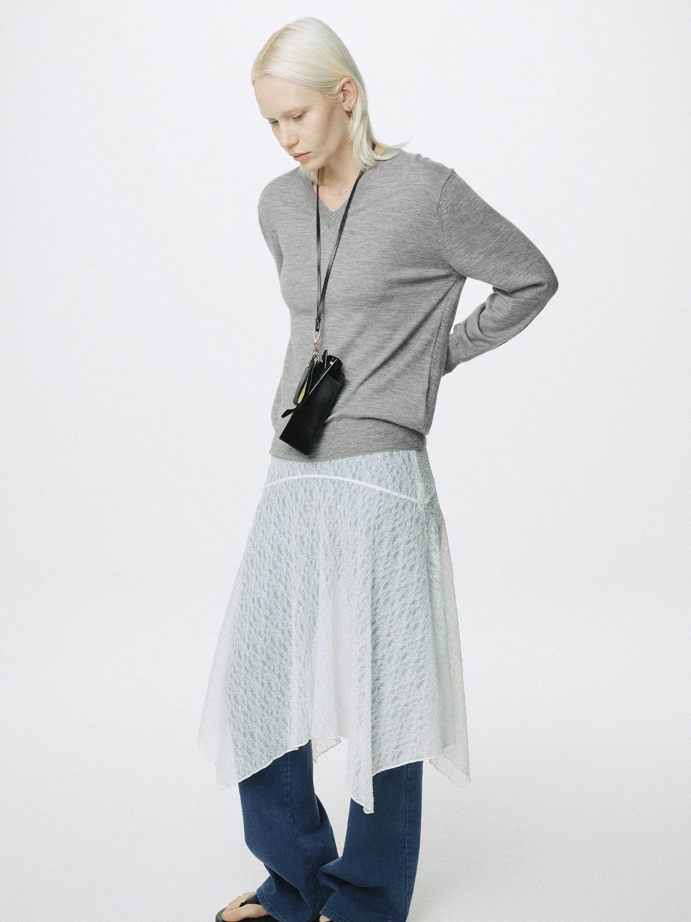 (W) AIRY CASHMERE V-NECK_ MELANGE GREY