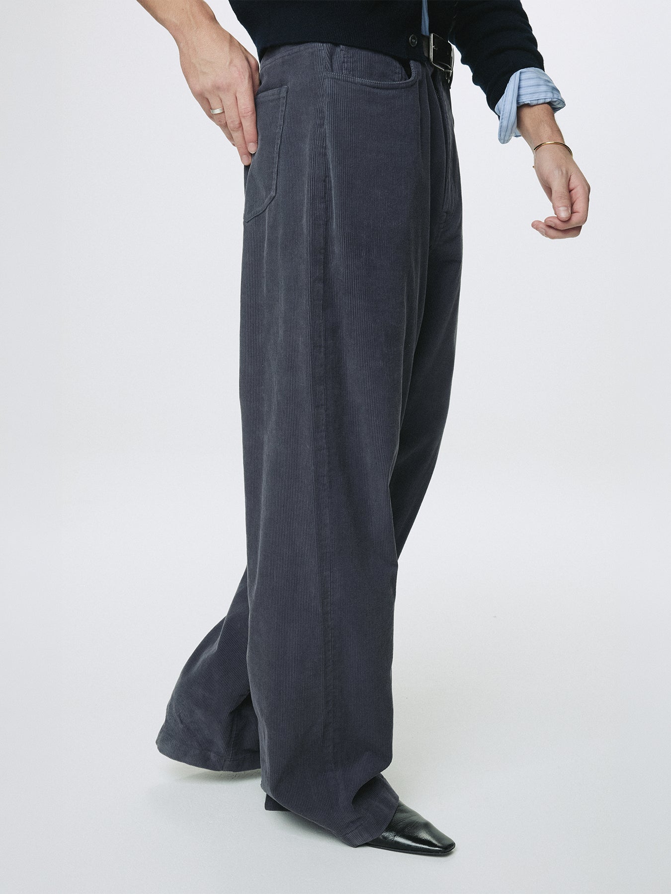 WASHED CORDUROY WIDE-LEG PANTS_ PURPLE NAVY