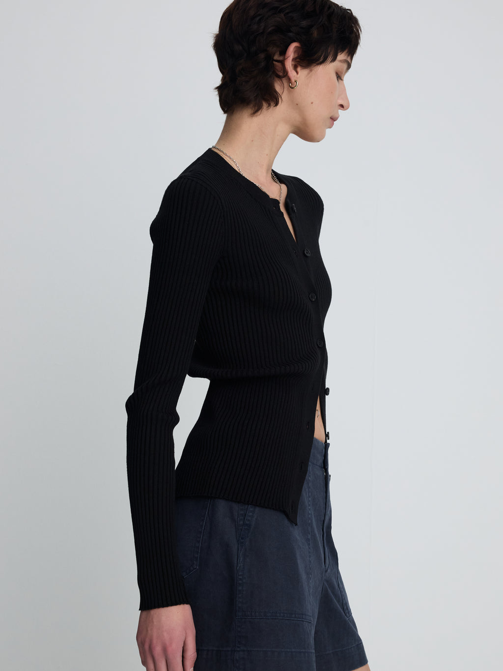 (W) SILK COTTON RIBBED BUTTON CARDIGAN_ BLACK