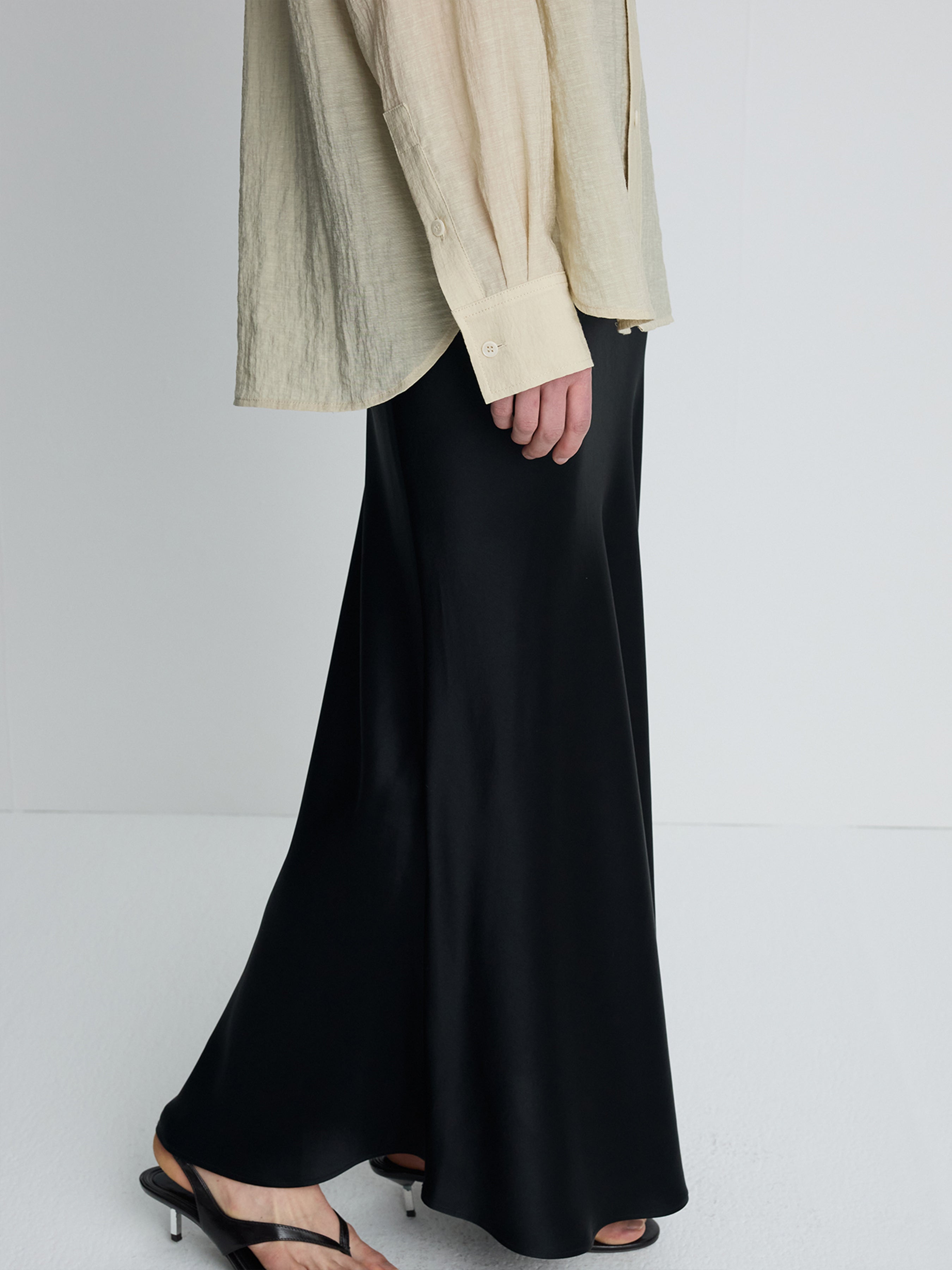 (W) LINEN RELAXED FIT SHIRT_ BEIGE
