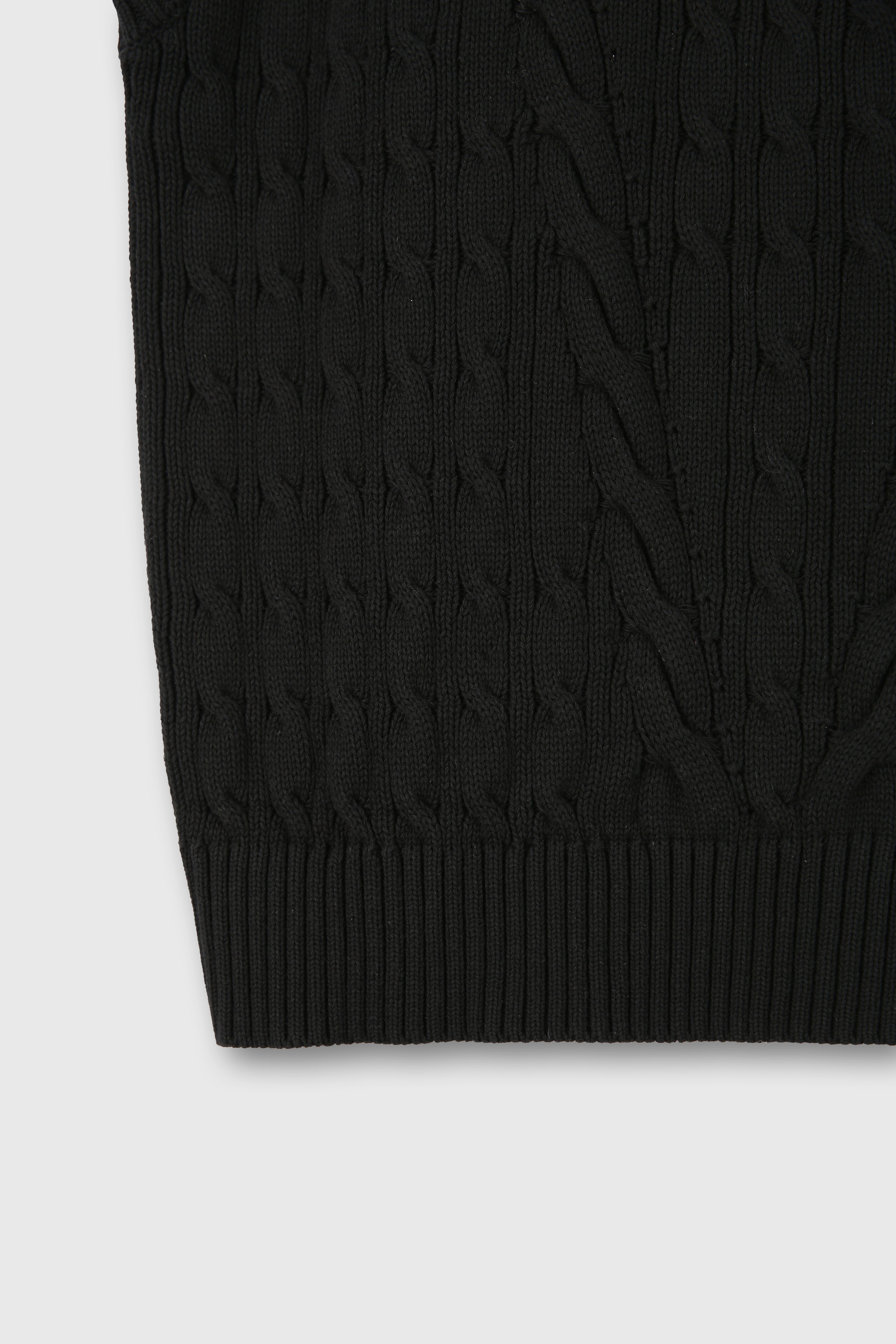 Cotton Twist V-Cable knit Vest_ Black