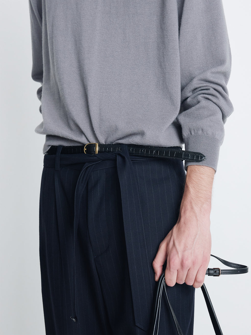 PINSTRIPED WOOL BELTED TROUSERS_ NAVY PINSTRIPE