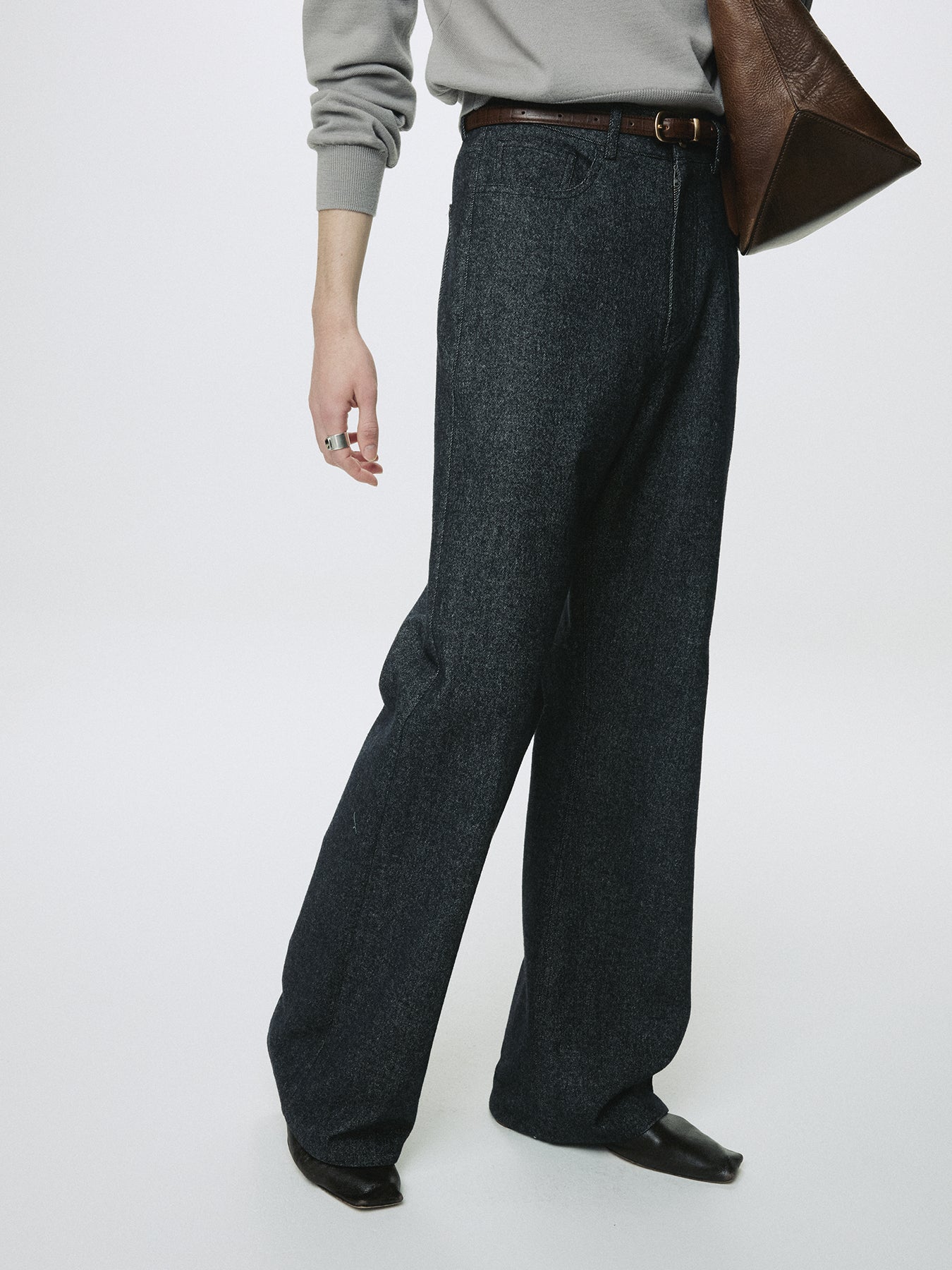 WOOL DENIM LOOSE FLARED JEANS_ DARK INDIGO