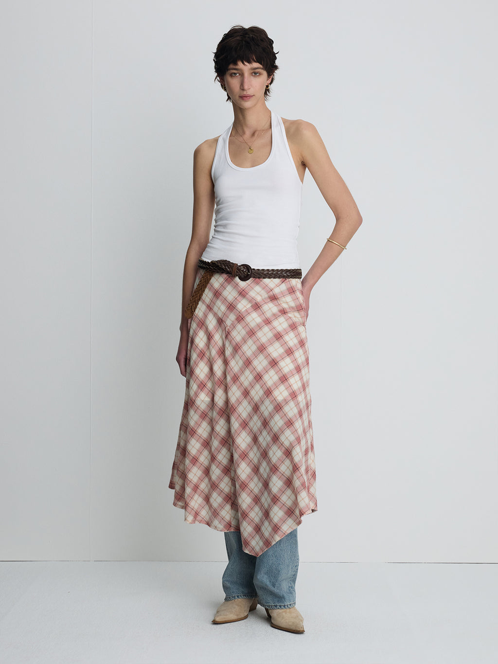 (W) HALTER-NECK SLEEVELESS TOP_ OFF WHITE