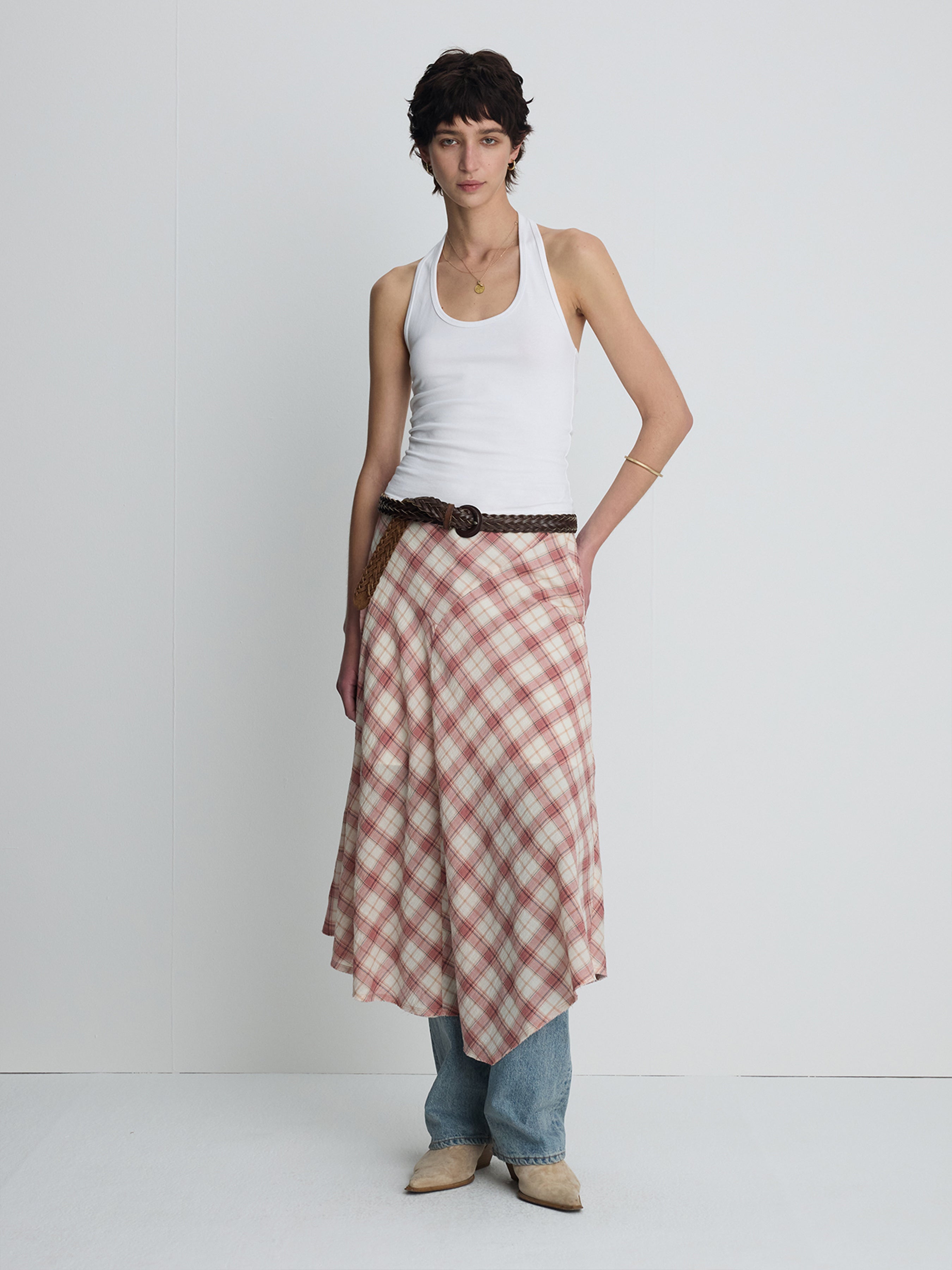 (W) HALTER-NECK SLEEVELESS TOP_ OFF WHITE