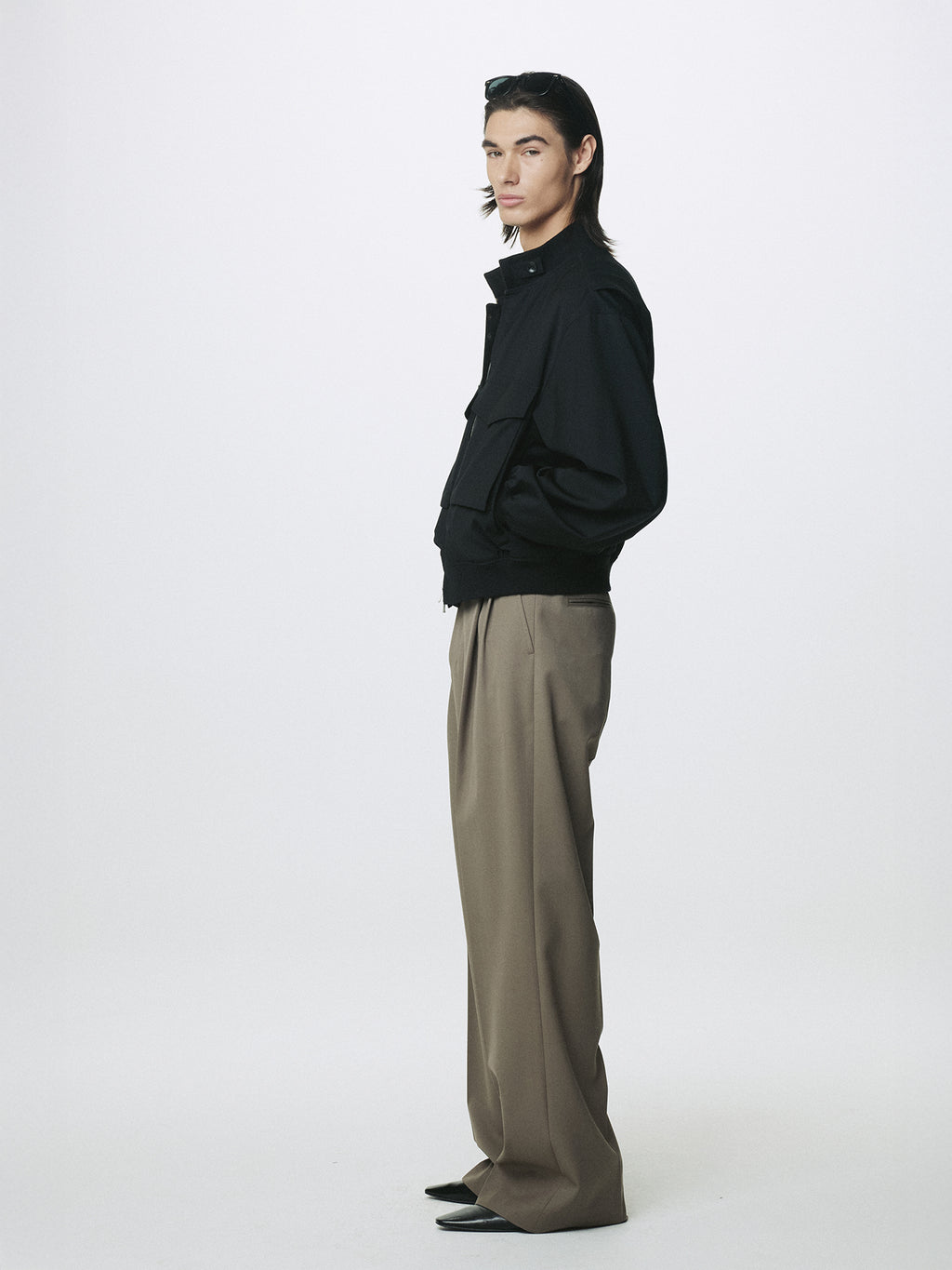WOOL DOUBLE PLEATS EXTRA-WIDE TROUSERS_ TAUPE