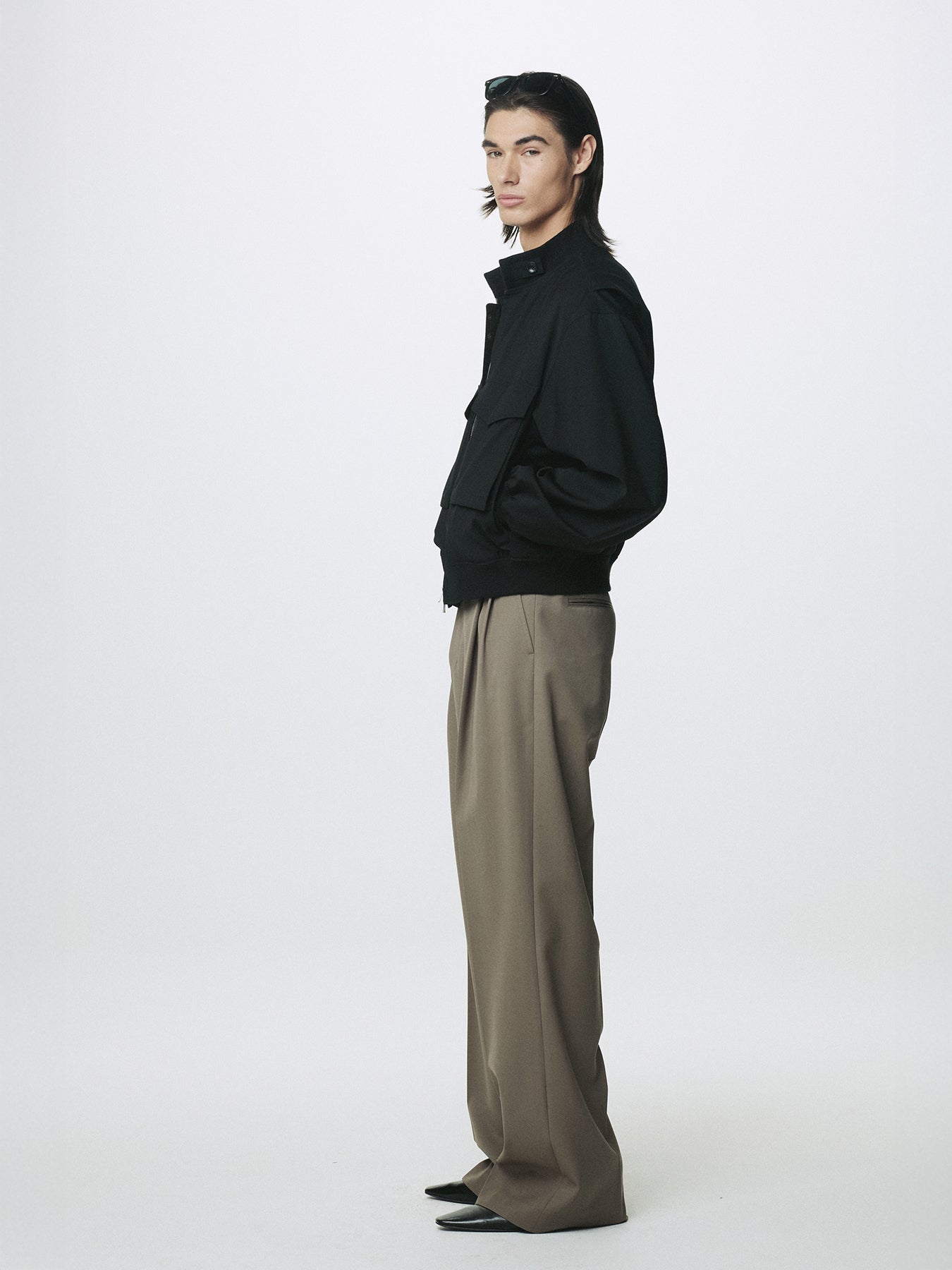 WOOL DOUBLE PLEATS EXTRA-WIDE TROUSERS_ TAUPE