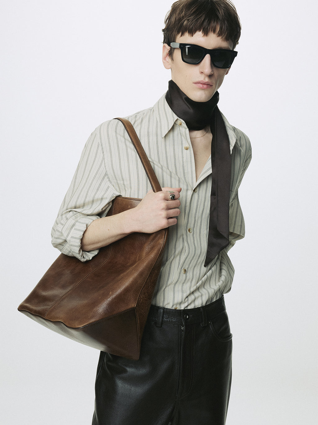 OIL PULL UP LEATHER TOTE BAG_ ANTIQUE BROWN