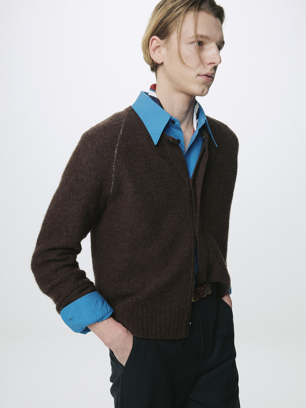 PLACKET BUTTON DOWN KNIT CARDIGAN_ BROWN