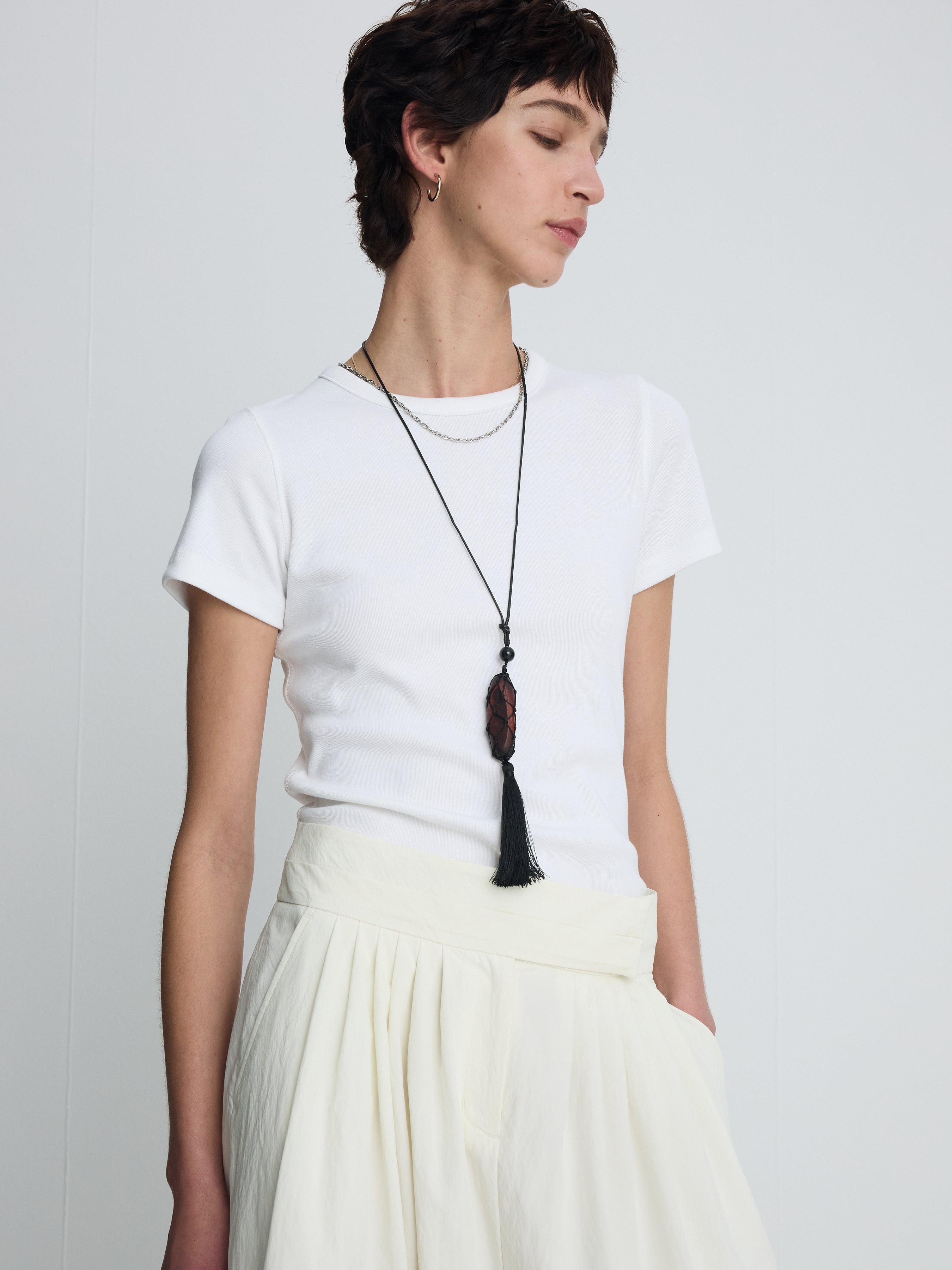 (W) RIBBED HALF SLEEVE T-SHIRTS_ WHITE
