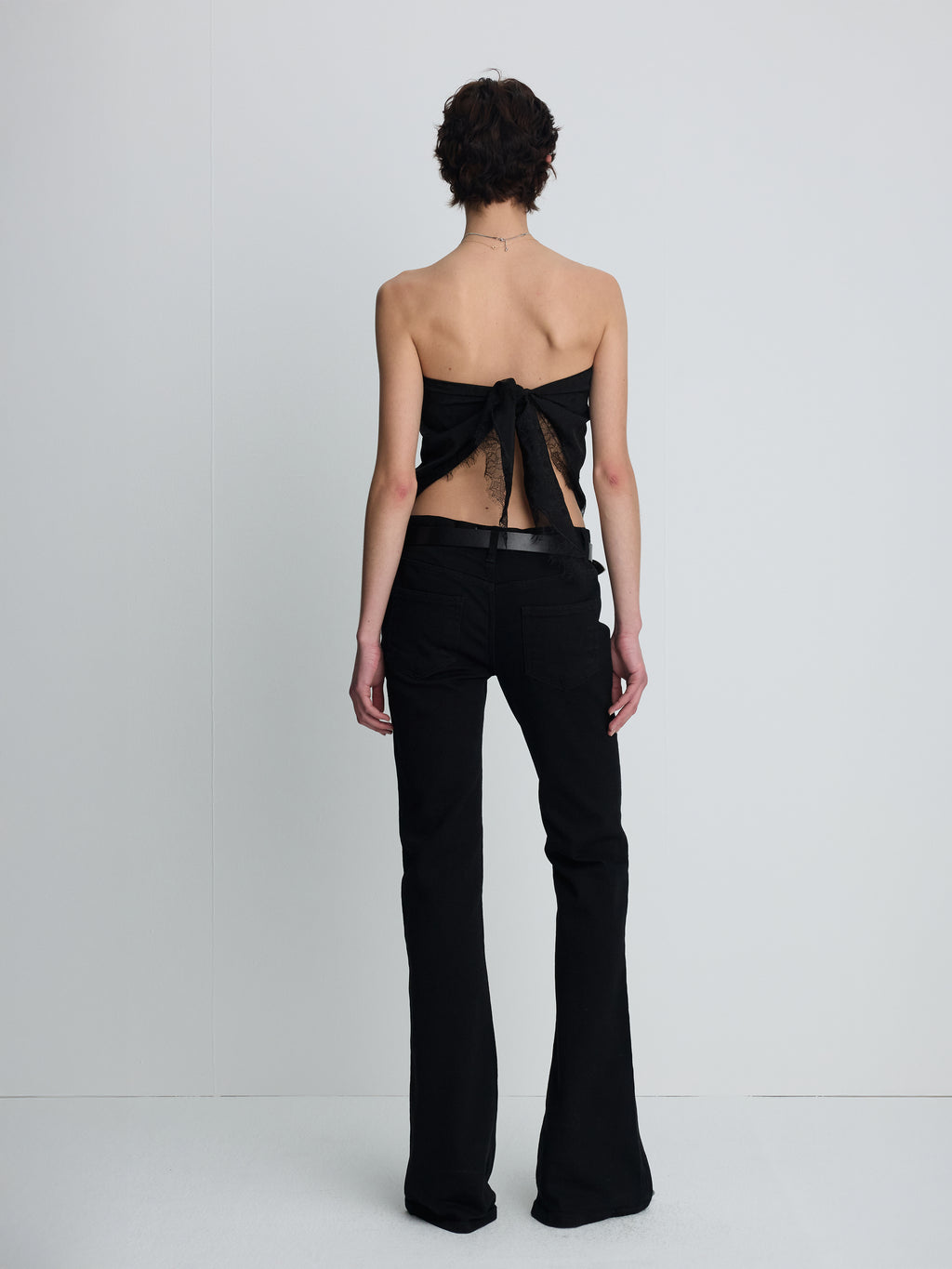 (W) LOW-RISE DENIM BOOTCUT TROUSERS_ WASHED BLACK