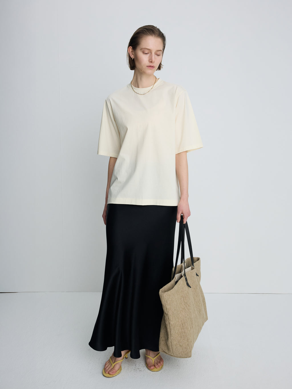 (W) HIGH-DENSITY RELAXED COTTON T-SHIRT_ PALE YELLOW