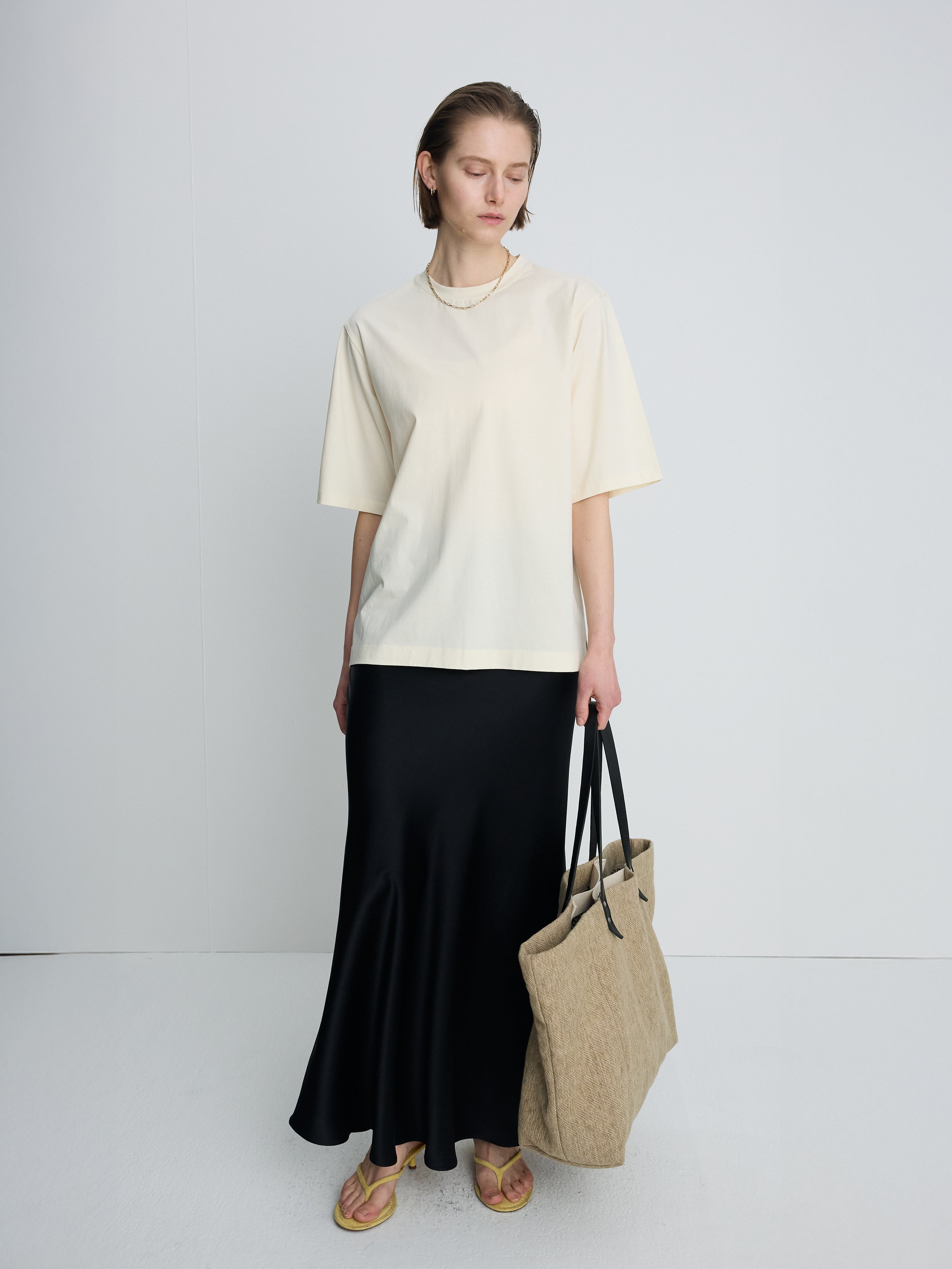 (W) HIGH-DENSITY RELAXED COTTON T-SHIRT_ PALE YELLOW