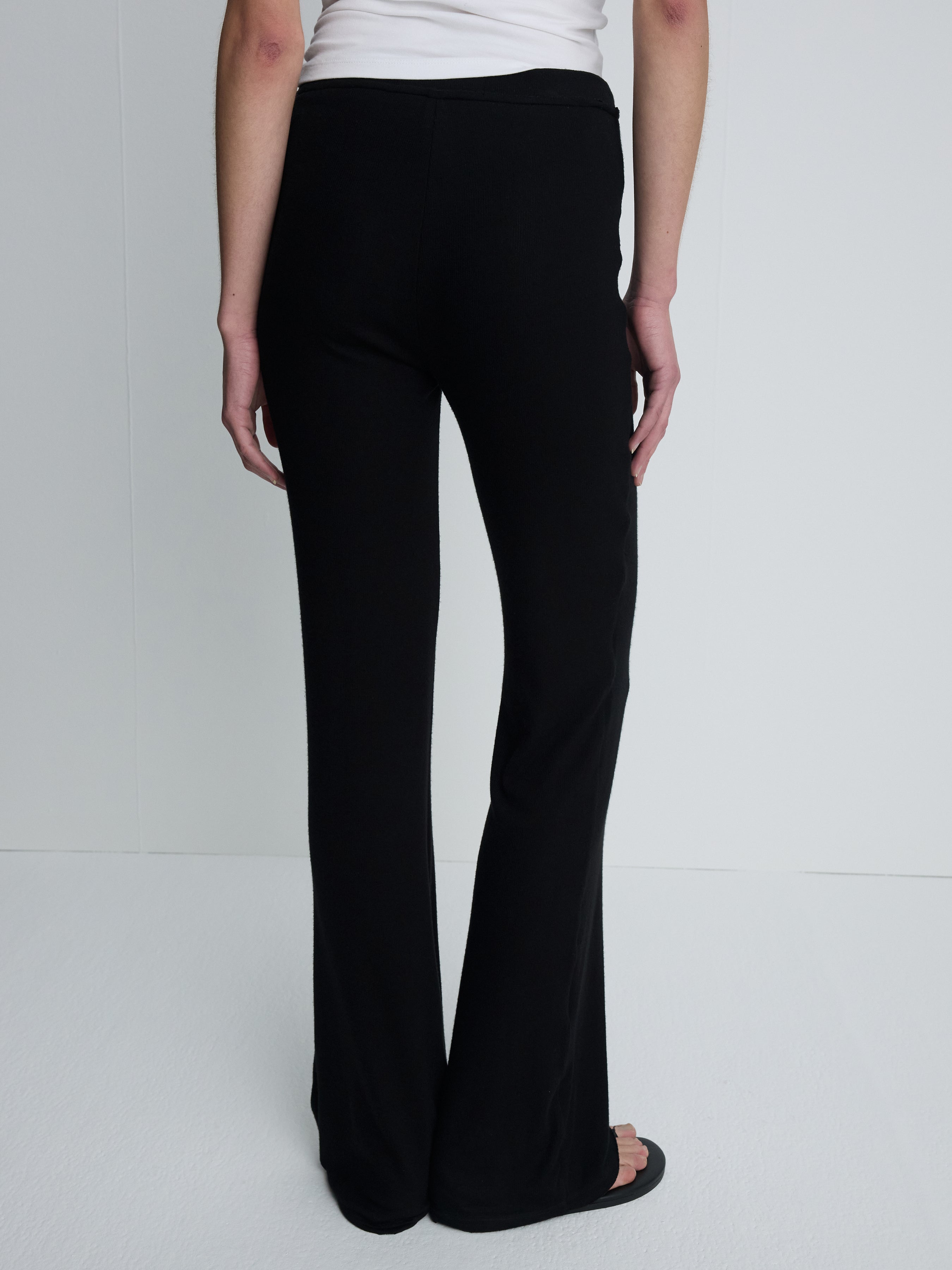 (W) TENCEL RIBBED FLARED PANTS_ BLACK