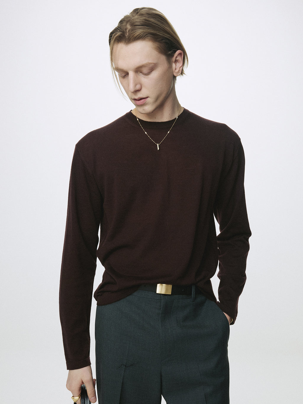 FEATHER-WEIGHT WOOL LONGSLEEVE KNIT_ MERLOT BROWN