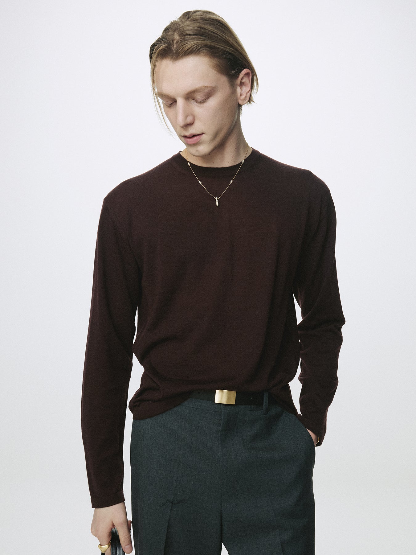 FEATHER-WEIGHT WOOL LONGSLEEVE KNIT_ MERLOT BROWN