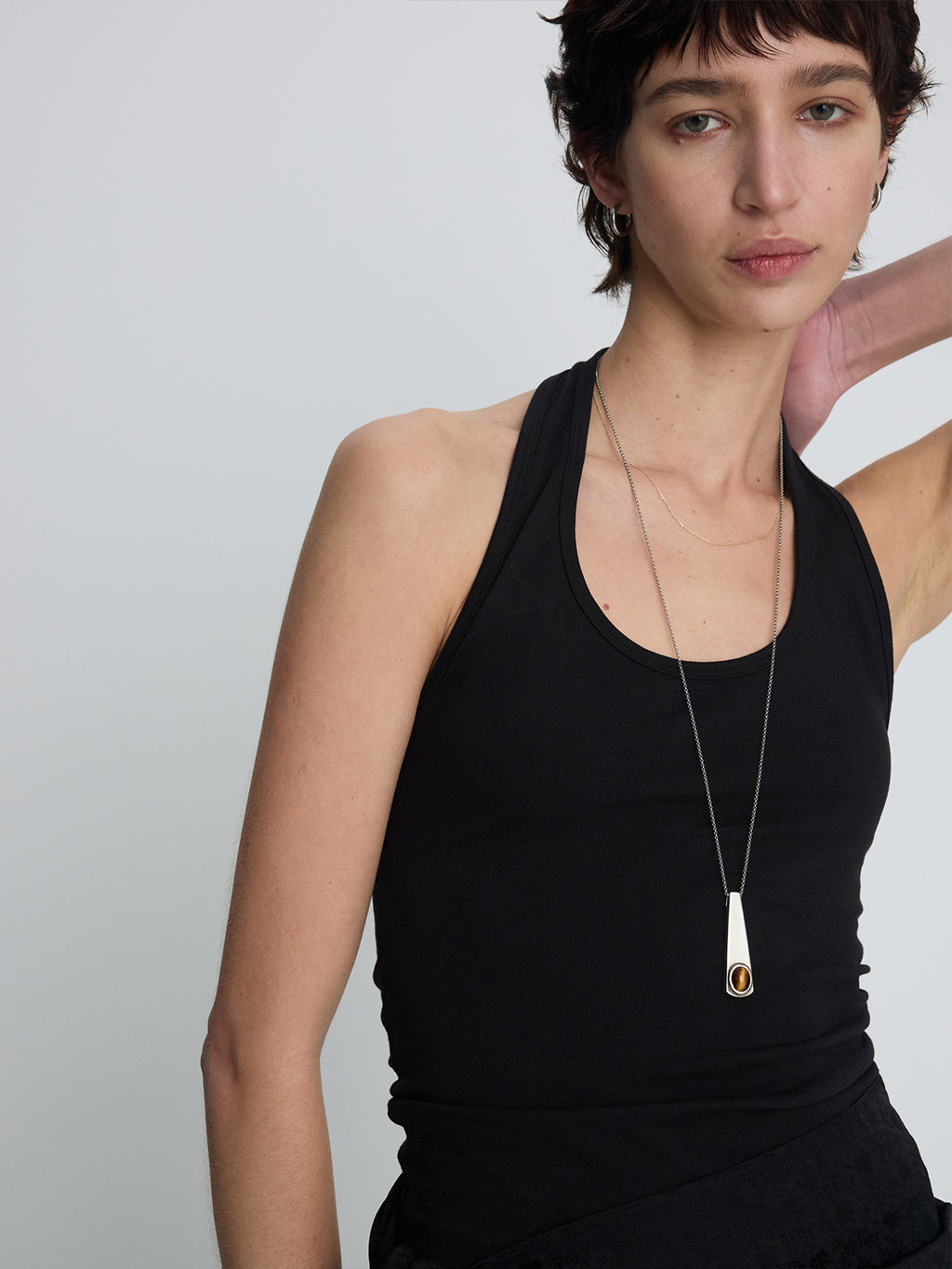(W) HALTER-NECK SLEEVELESS TOP_ BLACK