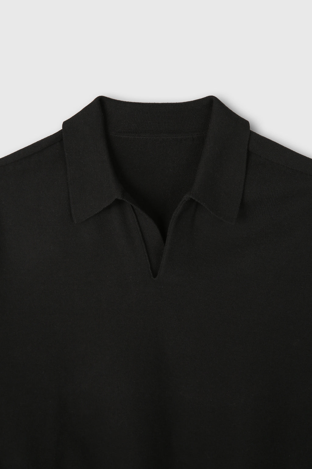 High Count Whole Garment Saddle Neck Knit_ Black