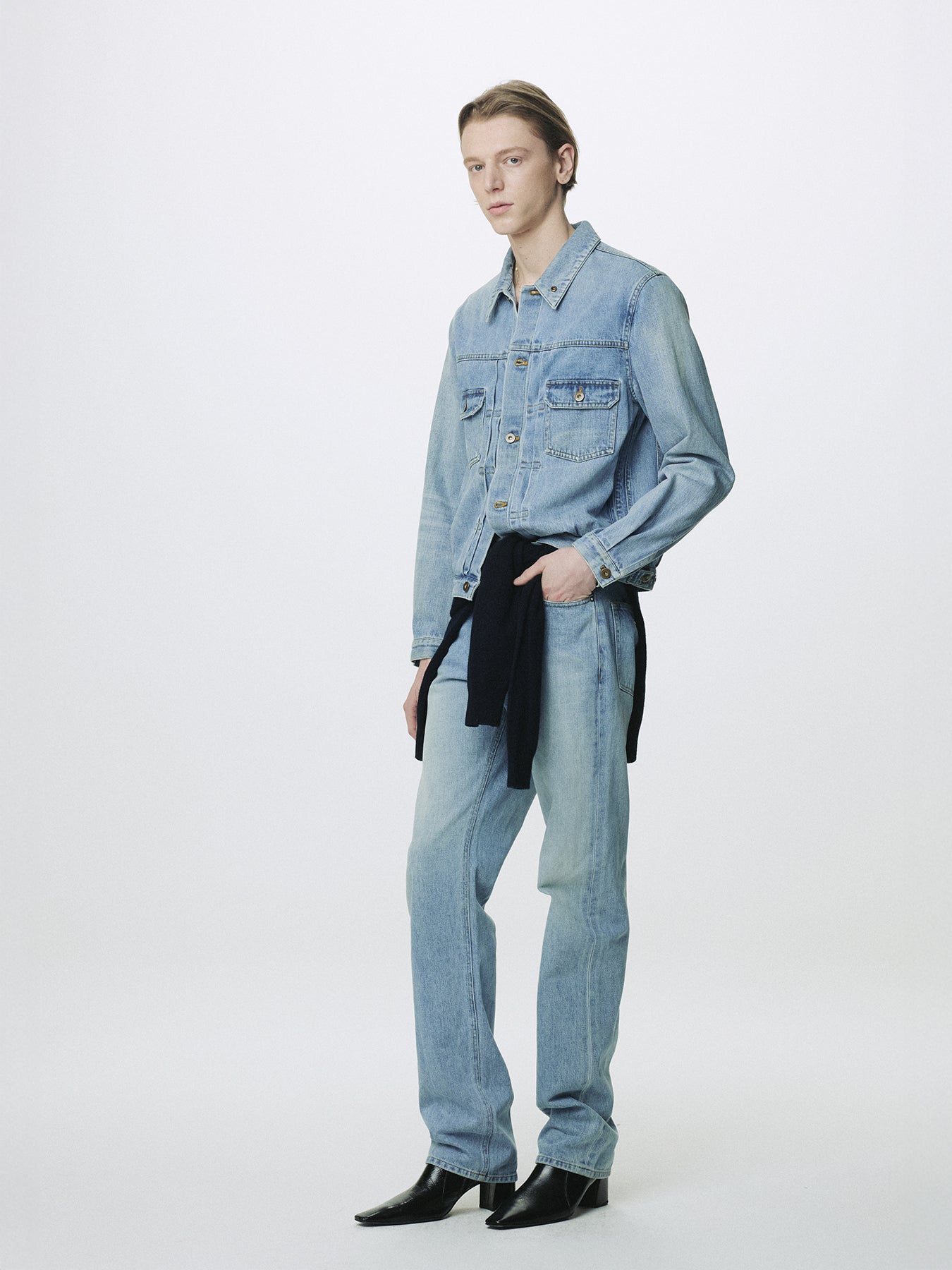 SLIM STRAIGHT DENIM JEANS_ LIGHT BLUE