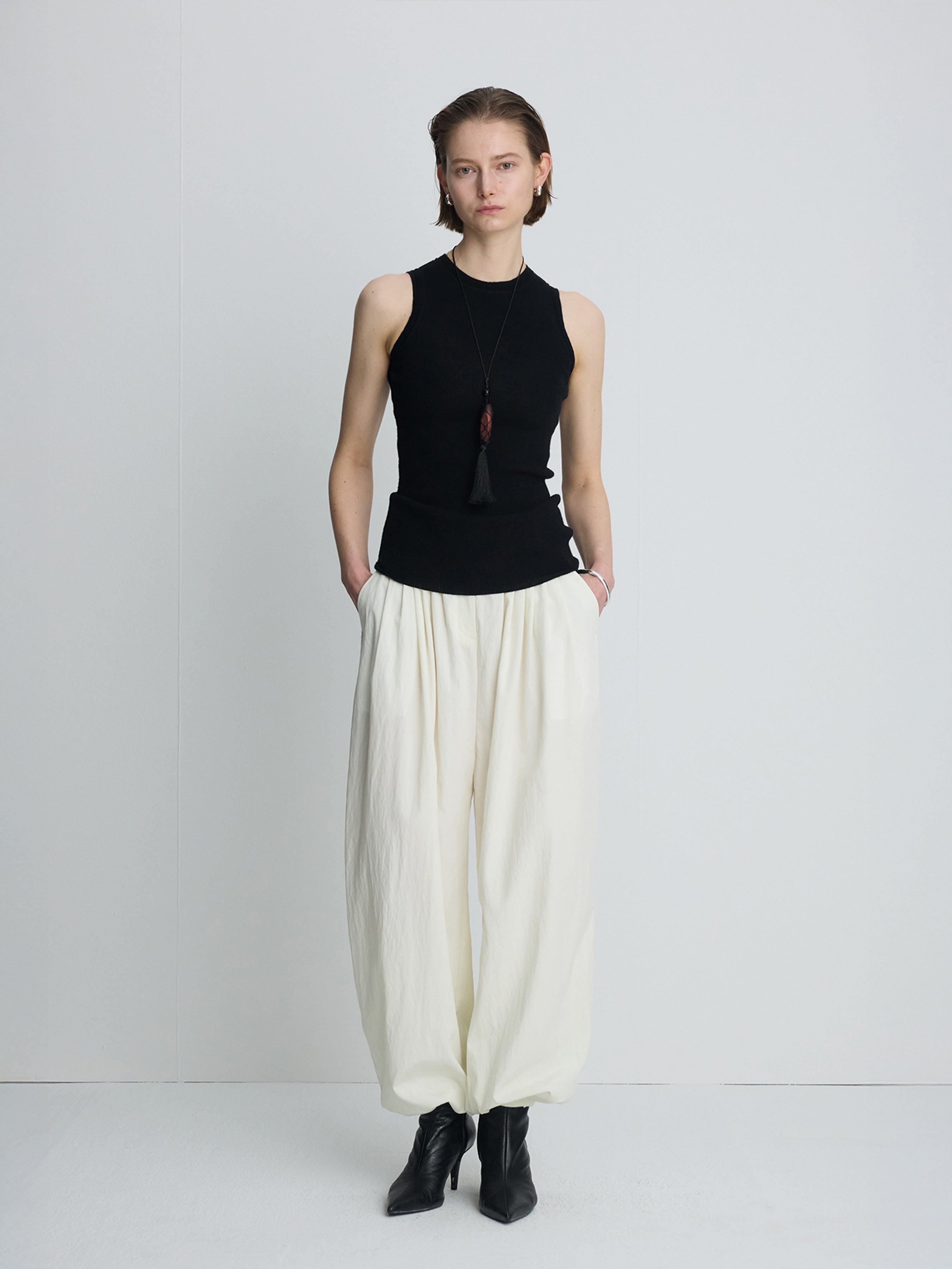 (W) WOOL CASHMERE RIBBED TANK TOP_ BLACK