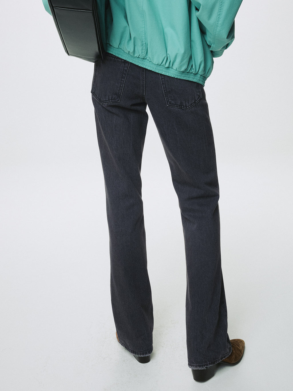 FLARED-LEG DISTRESSED DENIM JEANS_ WASHED BLACK