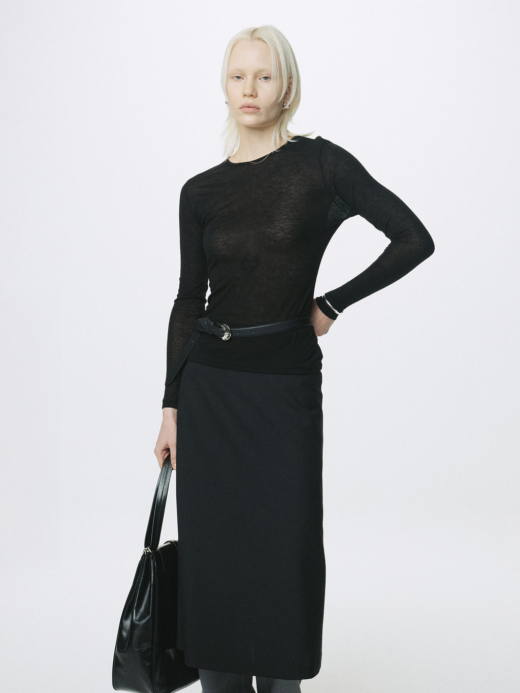 (W) WOOL TENCEL PINTUCK LONG SLEEVE_ BLACK