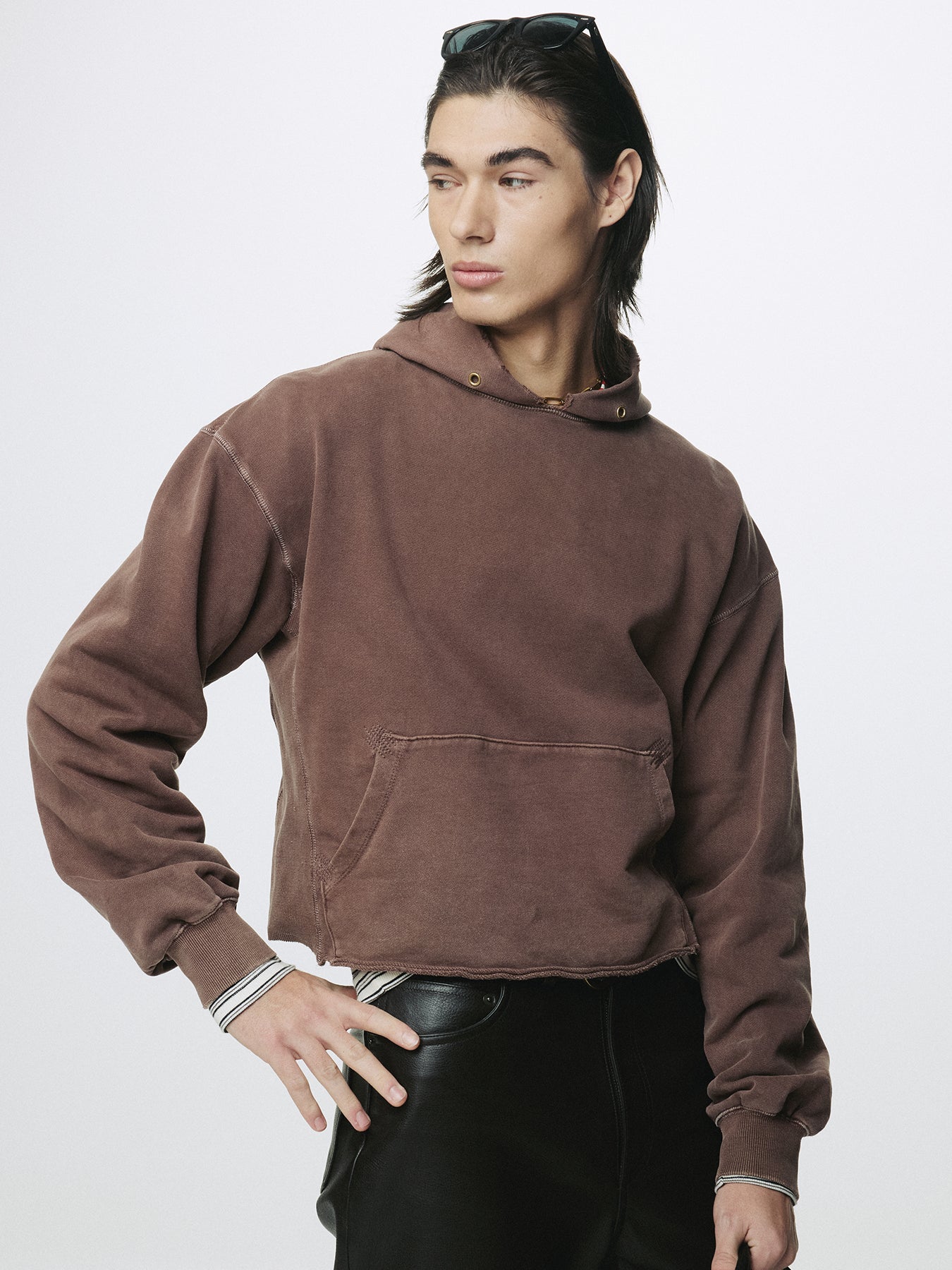 GARMENT DYED RAW EDGE HOODIE_ FADED RED