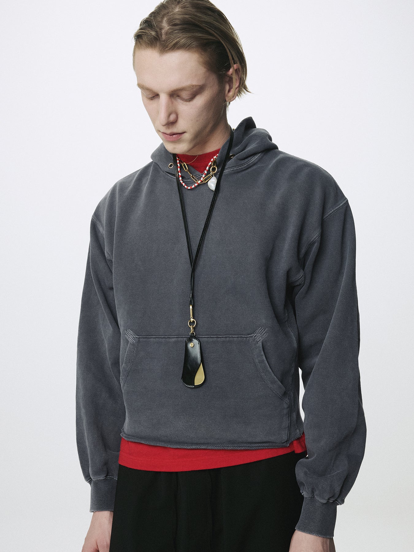 GARMENT DYED RAW EDGE HOODIE_ FADED INK