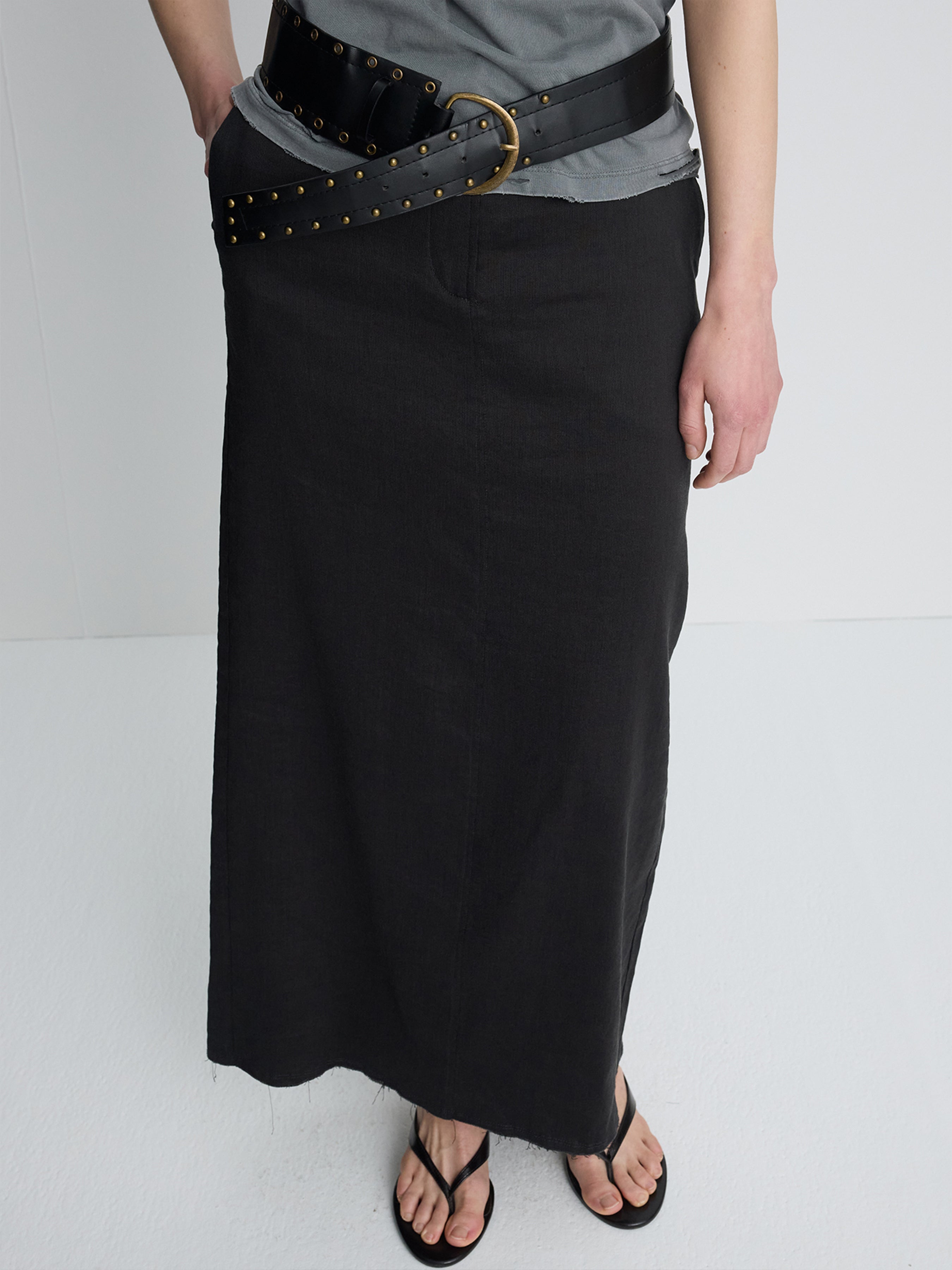 (W) LINEN RELAXED MAXI SKIRT_ VINTAGE CARBON