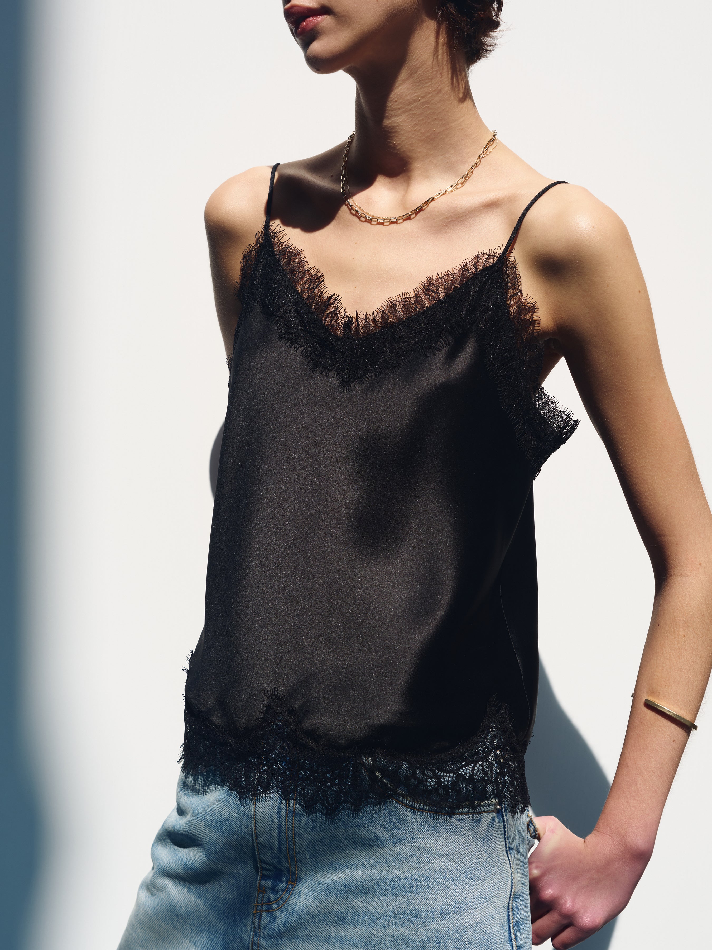 (W) SATIN LACE CAMISOLE_ BLACK