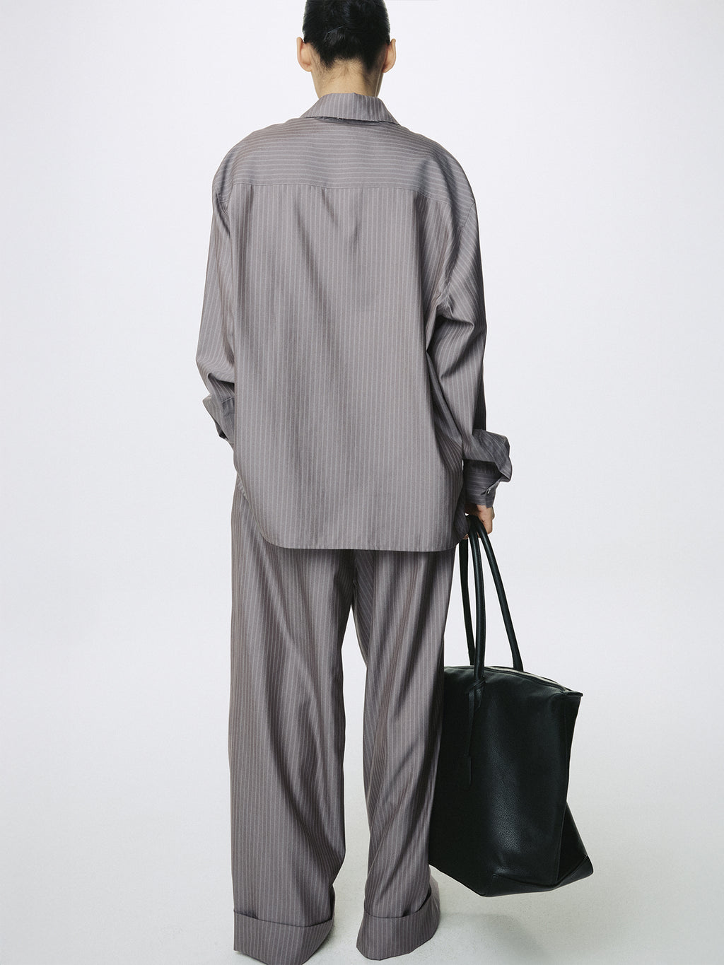 (W) SILK WOOL OVERSIZED RAW EDGE SHIRT_ DARK GREY STRIPE