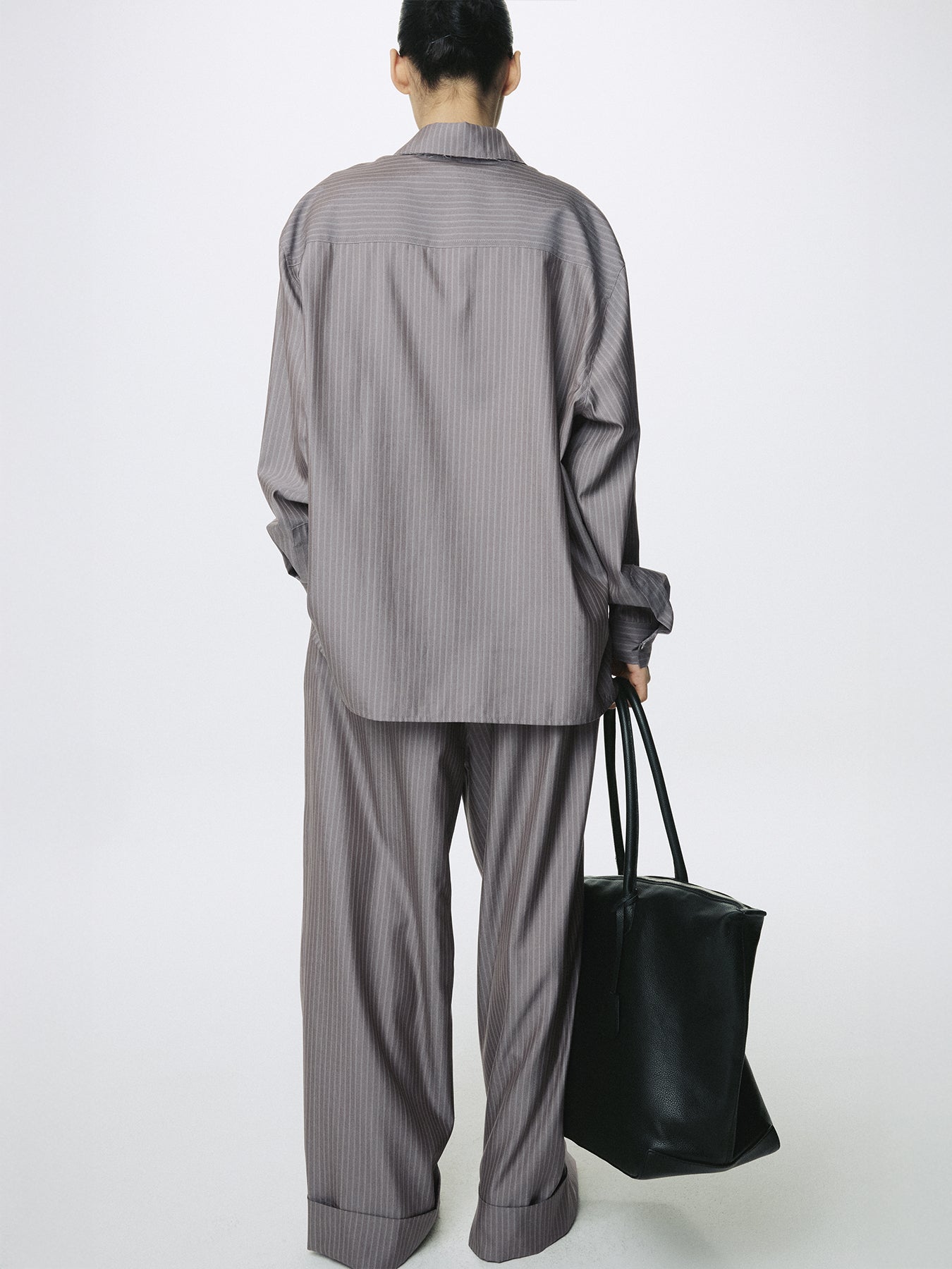 (W) SILK WOOL OVERSIZED RAW EDGE SHIRT_ DARK GREY STRIPE