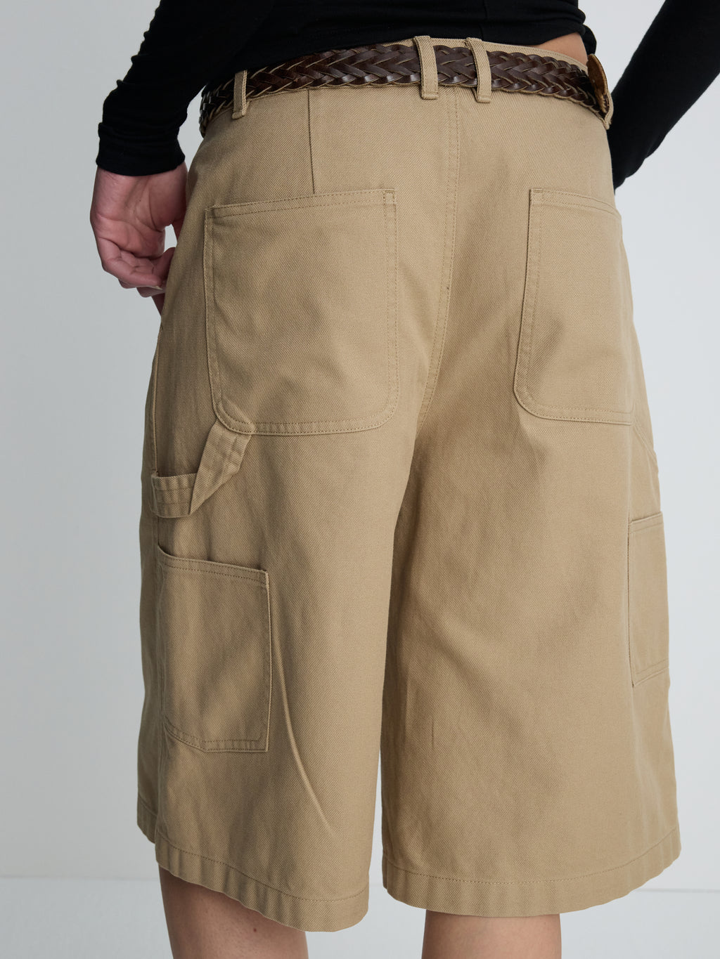 (W) COTTON RELAXED UTILITY SHORTS_ BEIGE