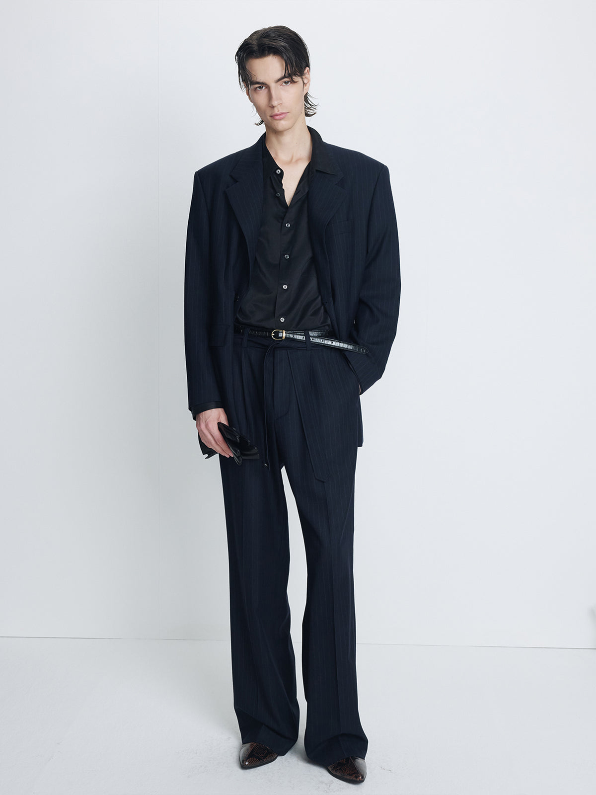 PINSTRIPED WOOL BELTED TROUSERS_ NAVY PINSTRIPE