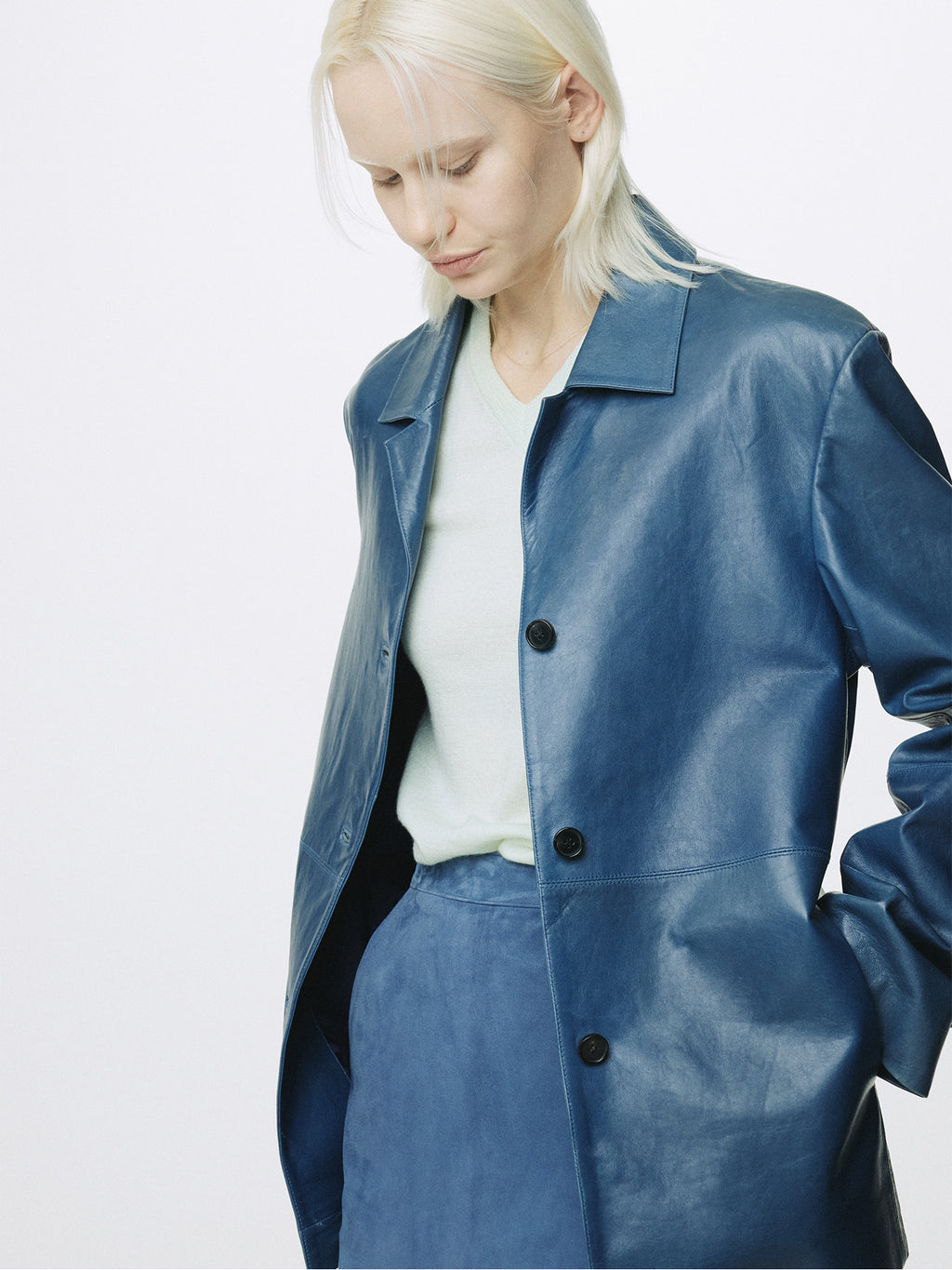 (W) VEGETABLE TANNED LAMB LEATHER OPEN COLLAR JACKET_ MID BLUE