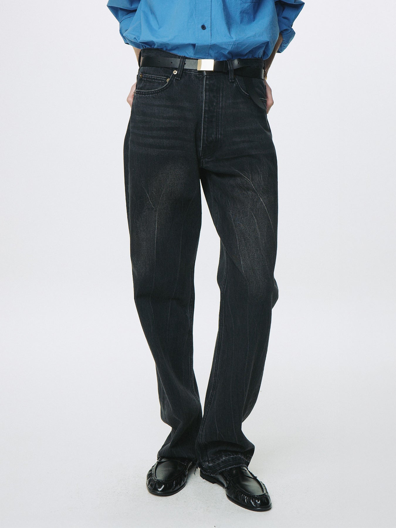 GOLD TONE PLATE BUCKLE SMOOTH LEAHTER BELT_ BLACK