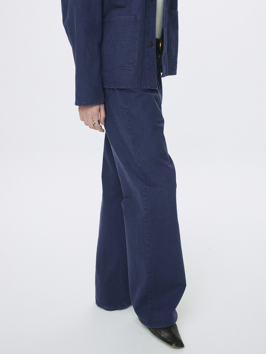 WASHED COTTON TWILL LOOSE FLARED JEANS_ PURPLE BLUE