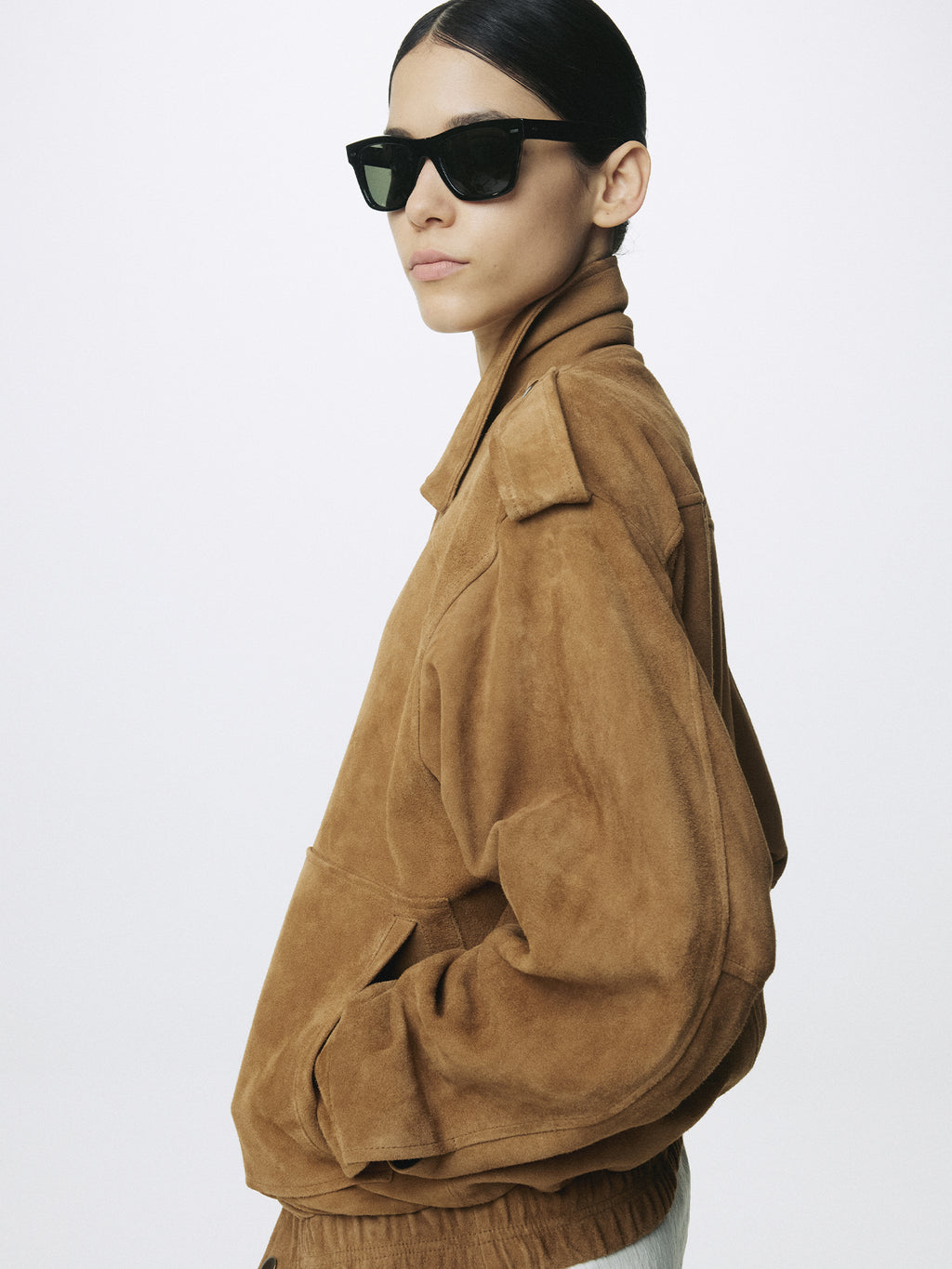 (W) GOAT SUEDE BOMBER JACKET_ CAMEL