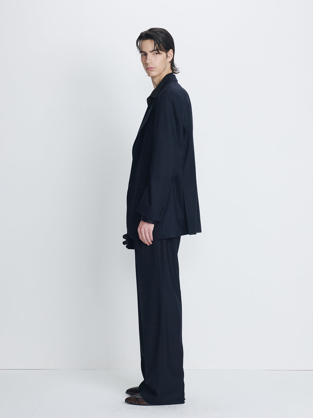 PINSTRIPED WOOL BELTED TROUSERS_ NAVY PINSTRIPE