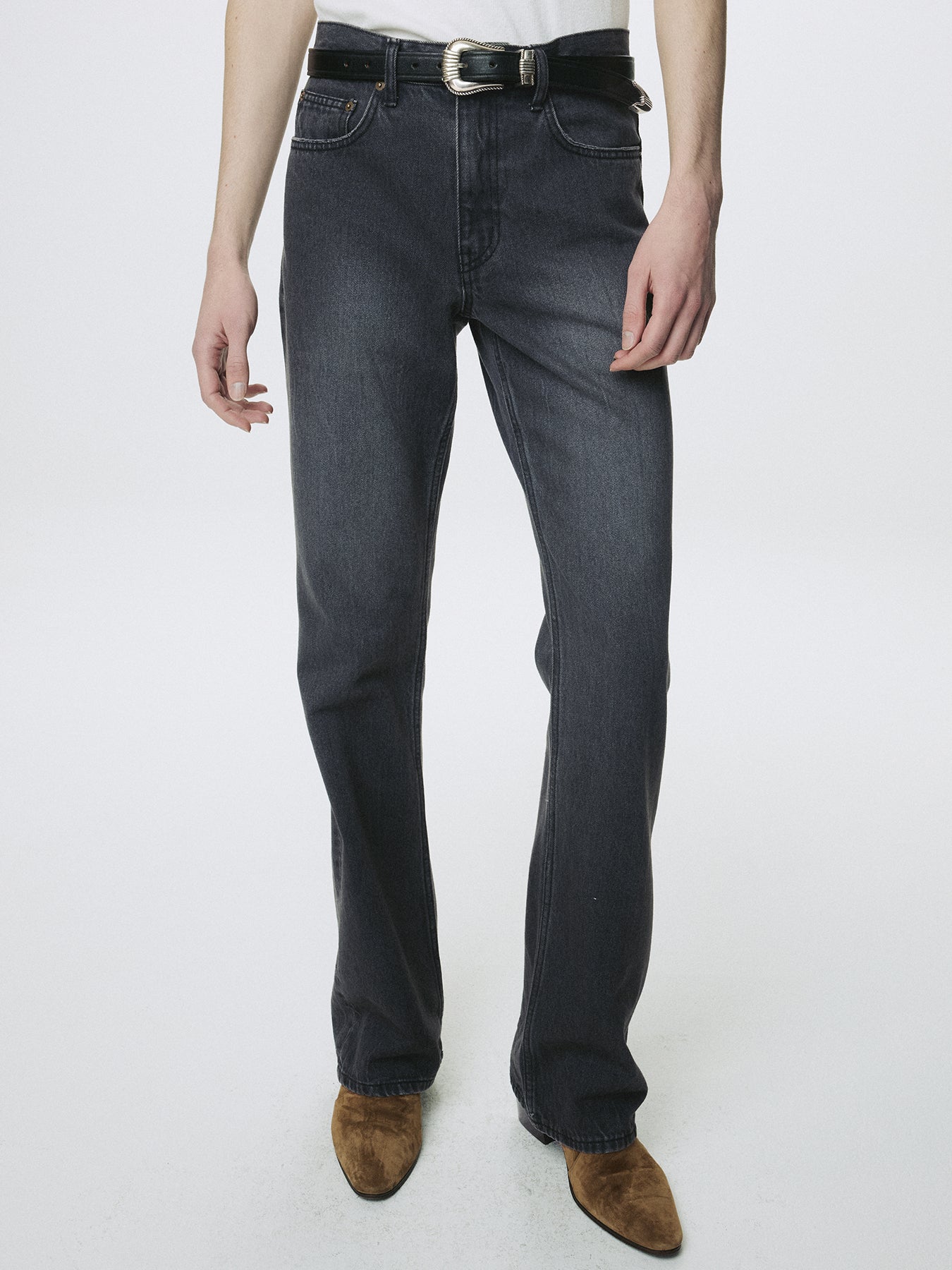 FLARED-LEG DISTRESSED DENIM JEANS_ WASHED BLACK