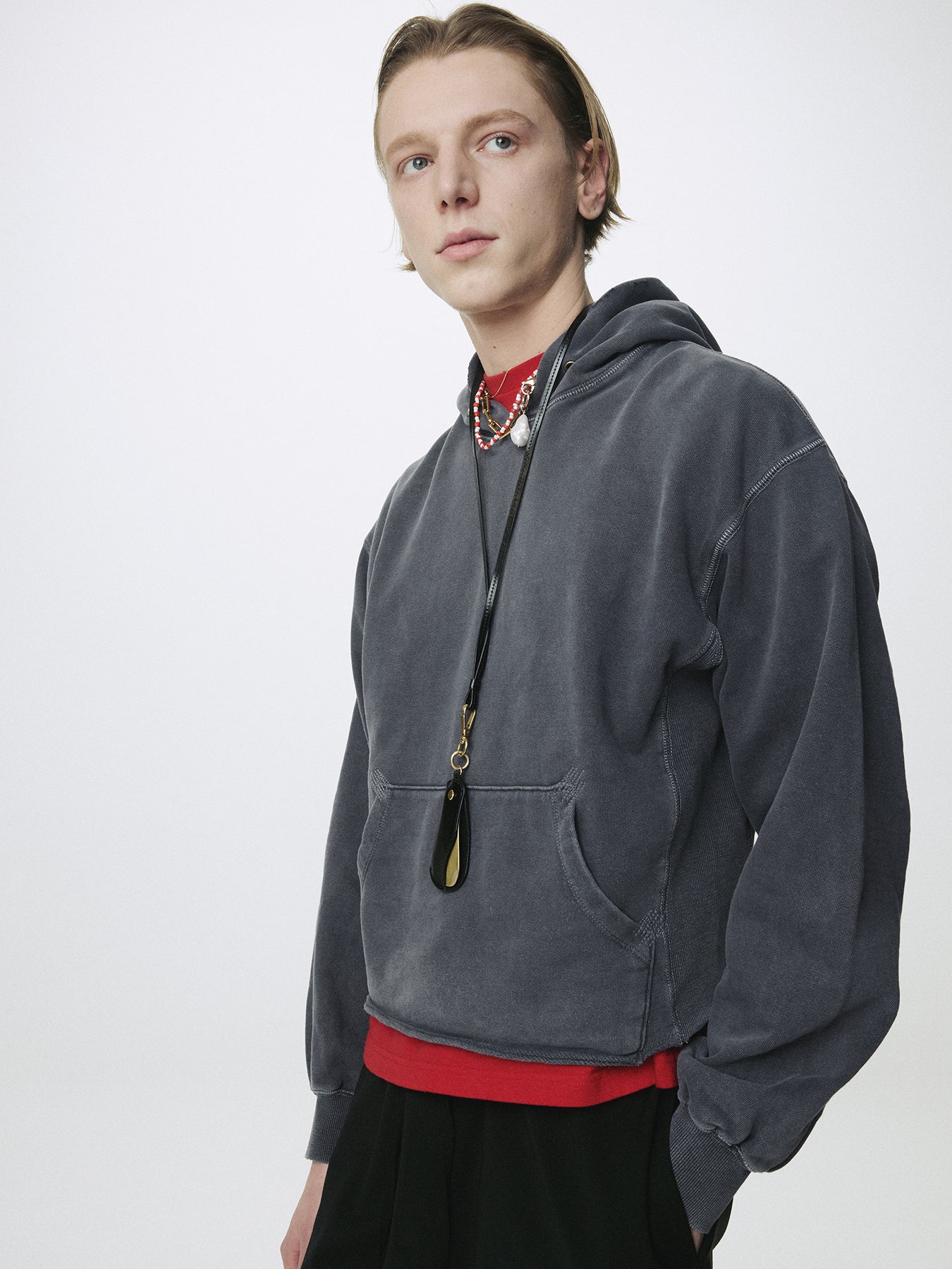 GARMENT DYED RAW EDGE HOODIE_ FADED INK