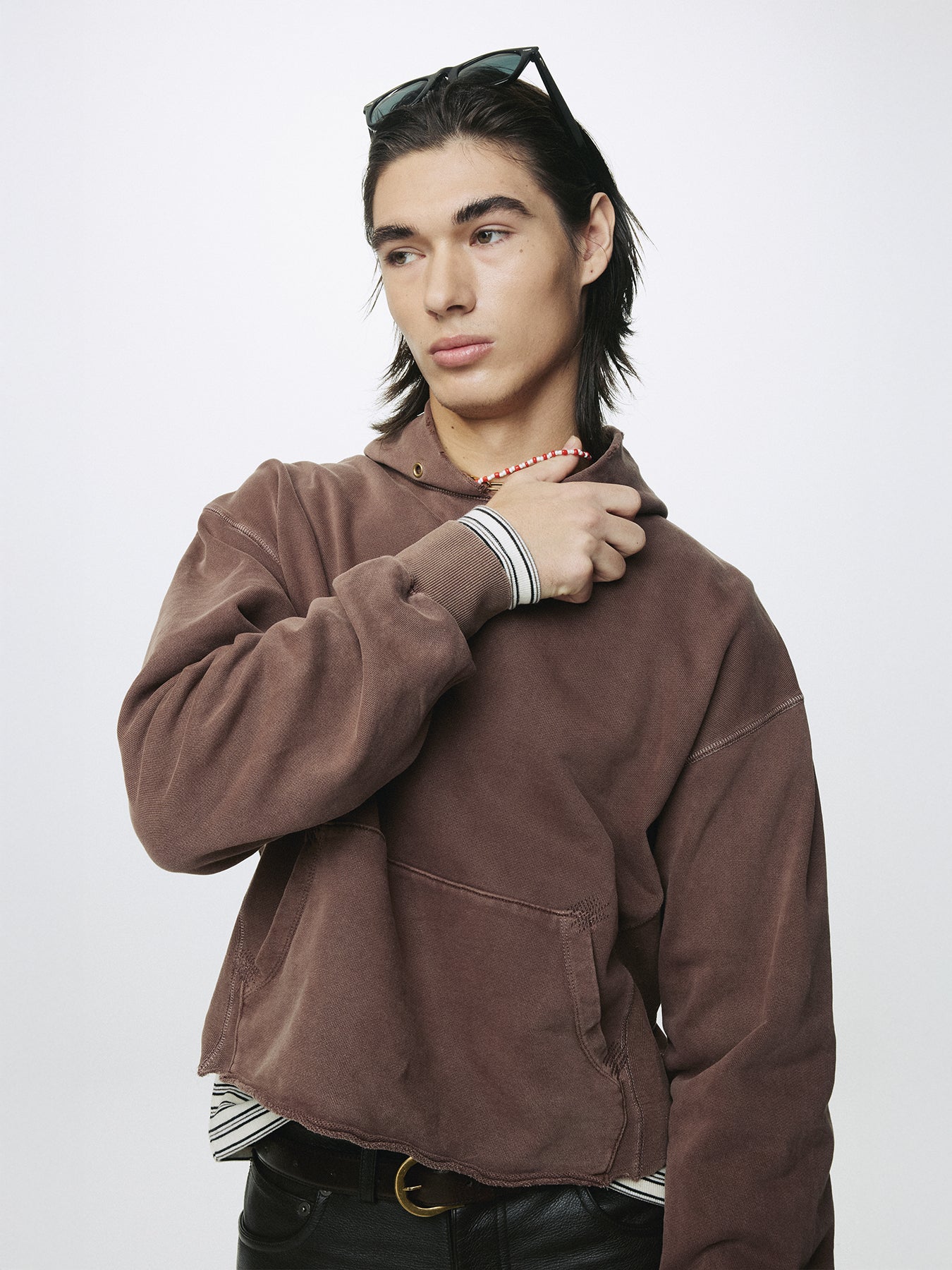 GARMENT DYED RAW EDGE HOODIE_ FADED RED