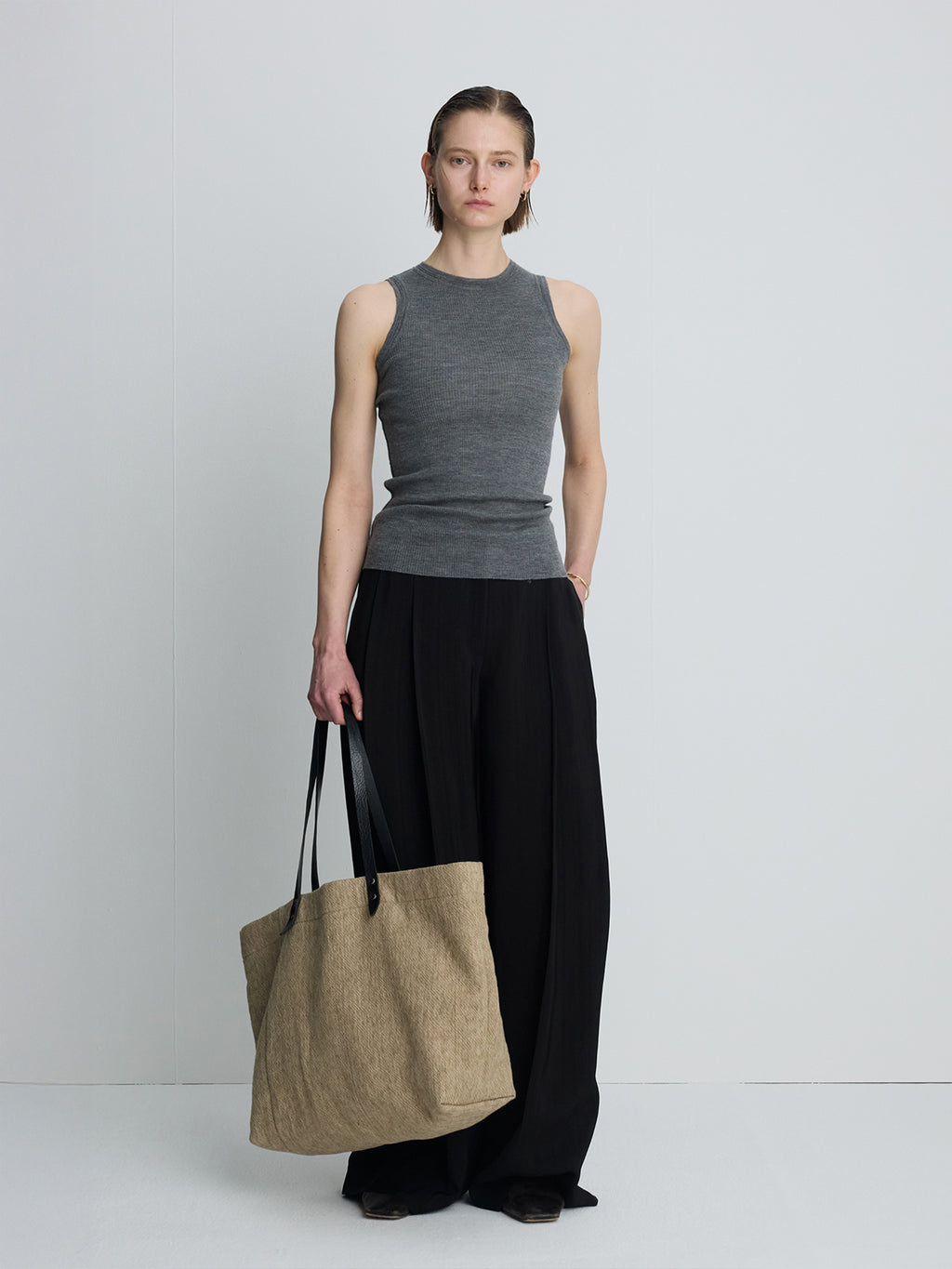 (W) WOOL CASHMERE RIBBED TANK TOP_ DARK GREY