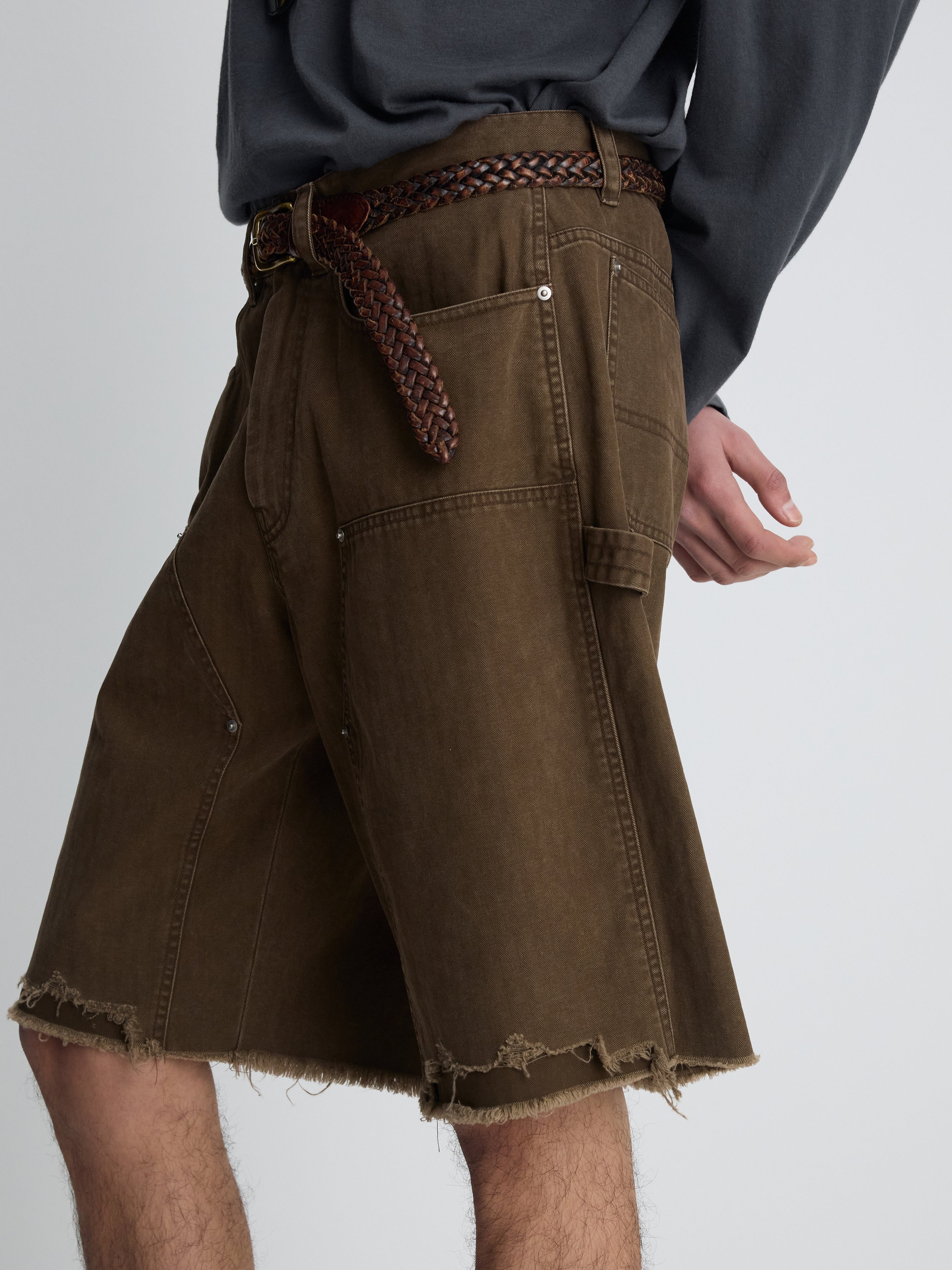 HAND DISTRESSED HBT DOUBLE KNEE SHORTS_ FADED BROWN