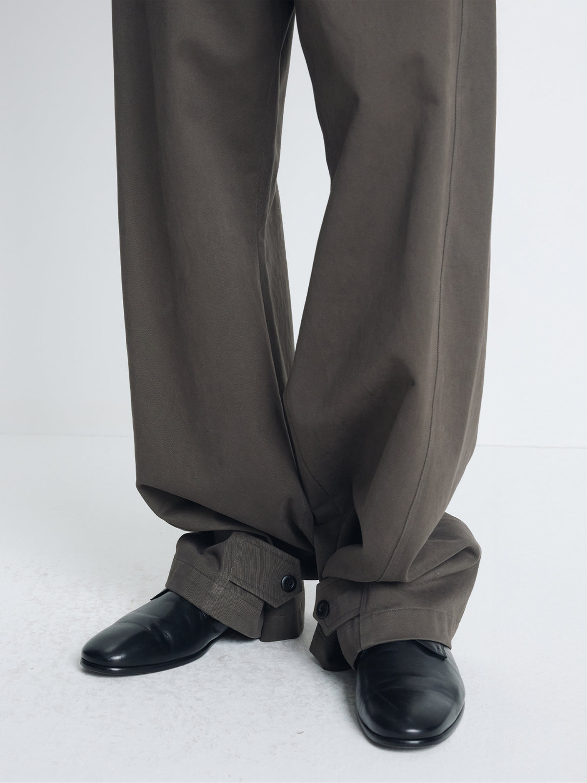 BRUSHED COTTON DRILL RELAXED STRING PANTS_ OLIVE