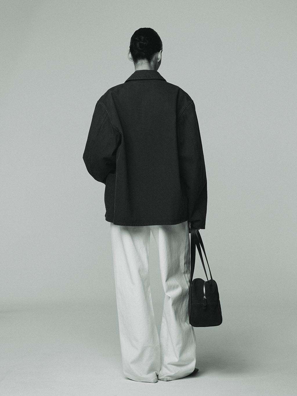 (W) WIDE-LEG BAGGY DENIM JEANS_ OFF WHITE