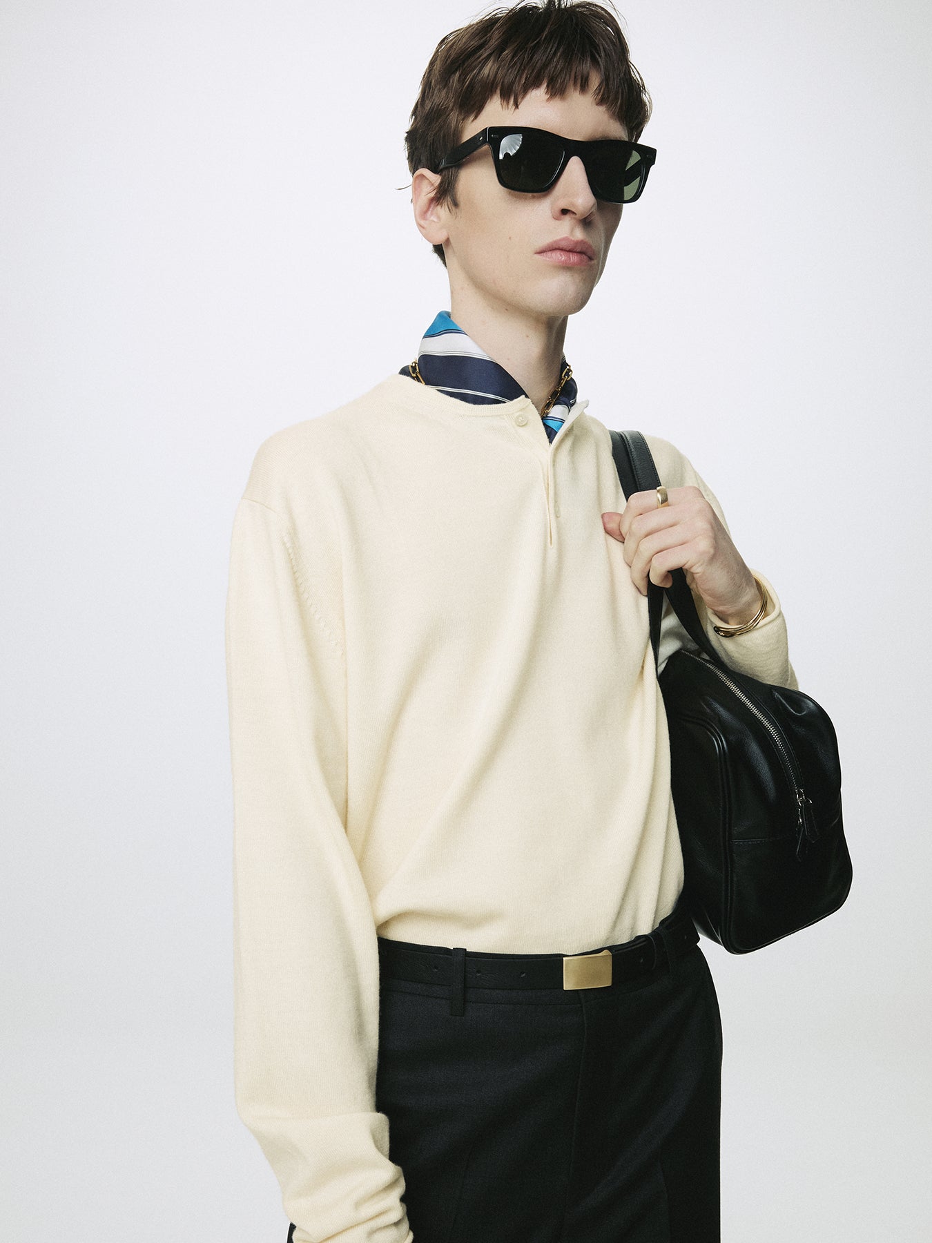 EXTRA FINE WOOL RAW HEM HENLEY NECK KNIT_ ECRU